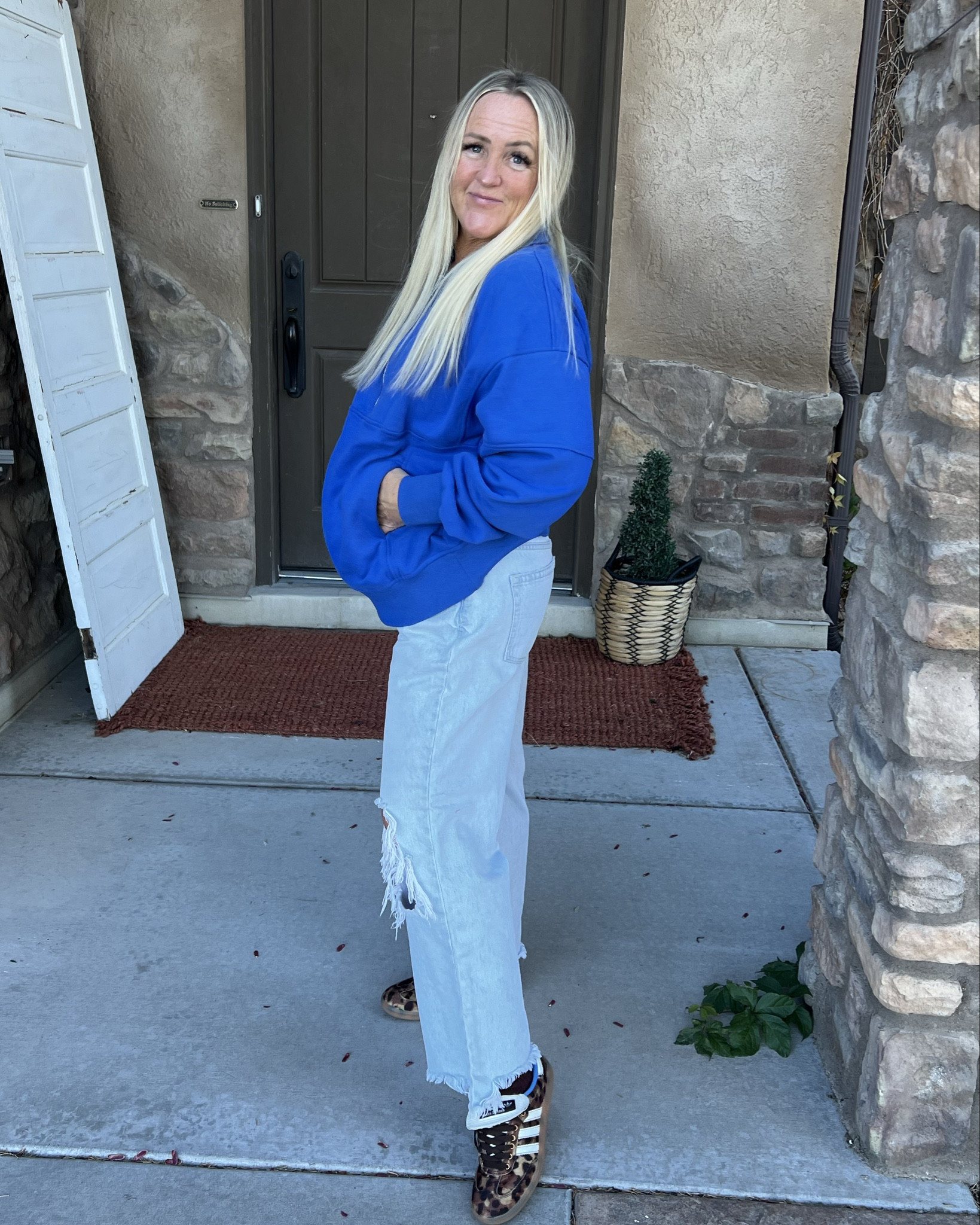 Favorite BRIGHT blue of the season…mix it with brown/leopard and it’s even better~perfect fall or winter color combo!
.
And, this sweatshirt is SO good! Go get you one or two —it comes in a lot of color options 😉! Don’t forget the coordinating socks from everyone’s fave ~FP!  {Jeans are FP Maggie jeans…no longer on their site, but added a few similar options or you can search online to find the Maggie at individual retailers!)
.
#winterblue #brightblue #bluesweatshirt #halfzip #leopardandblue #leopardsneaks #blueandbrown #casualstyle #momstyle #comfytop #cozyandcomfy #amazon #freepeople #trends #trendy #adidas

#LTKSeasonal #LTKFindsUnder50 #LTKOver40