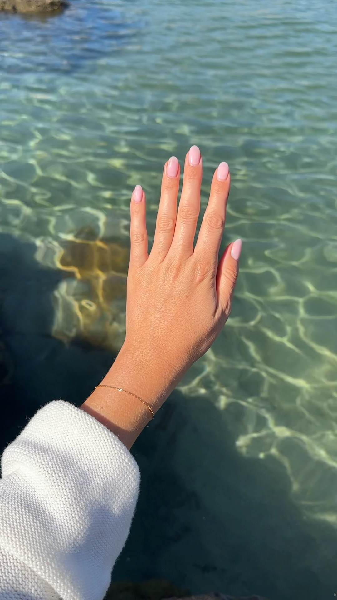 the best neutral manicure for fall | light pink / nude nail polish, favorite nail color for any occasion

#LTKVideo #LTKbeauty #LTKHoliday