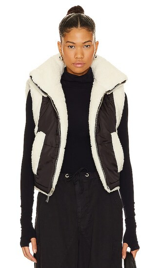 Alex Reversible Vest in Noir & Ivory | Revolve Clothing (Global)