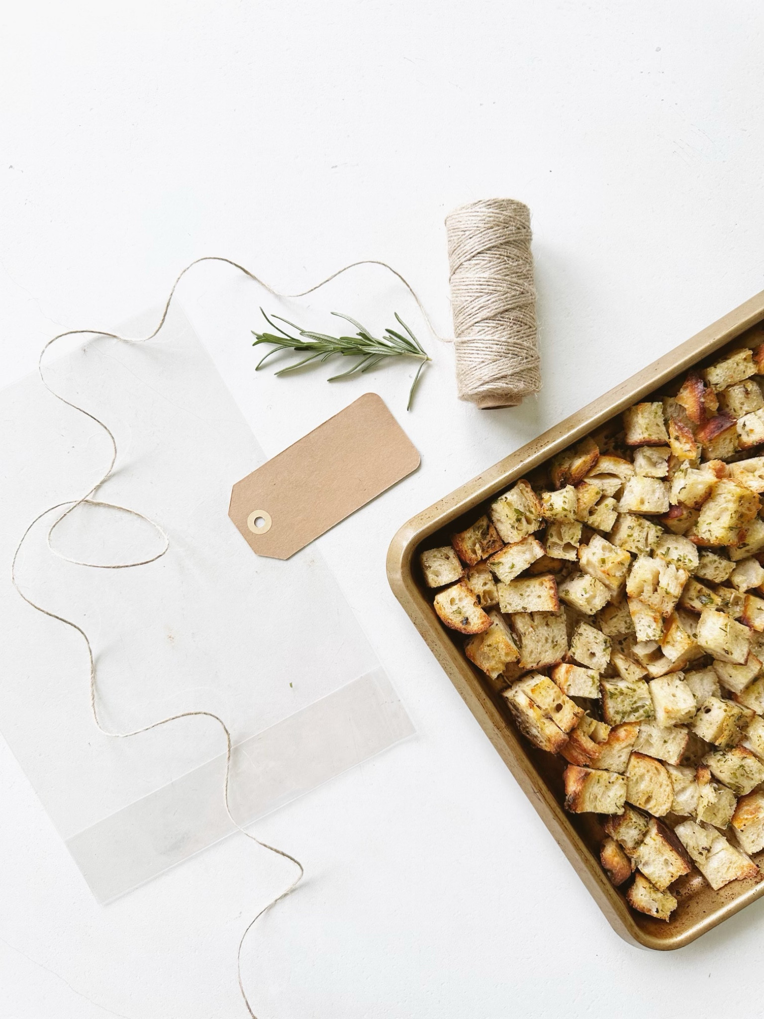 I love gifting this one because regardless if you are a cook/baker or not. These are fool proof. Such a useful and nice gift to receive. They will be sure to enjoy on any salad 🙌🏼

#LTKFind #LTKstyletip #LTKunder50