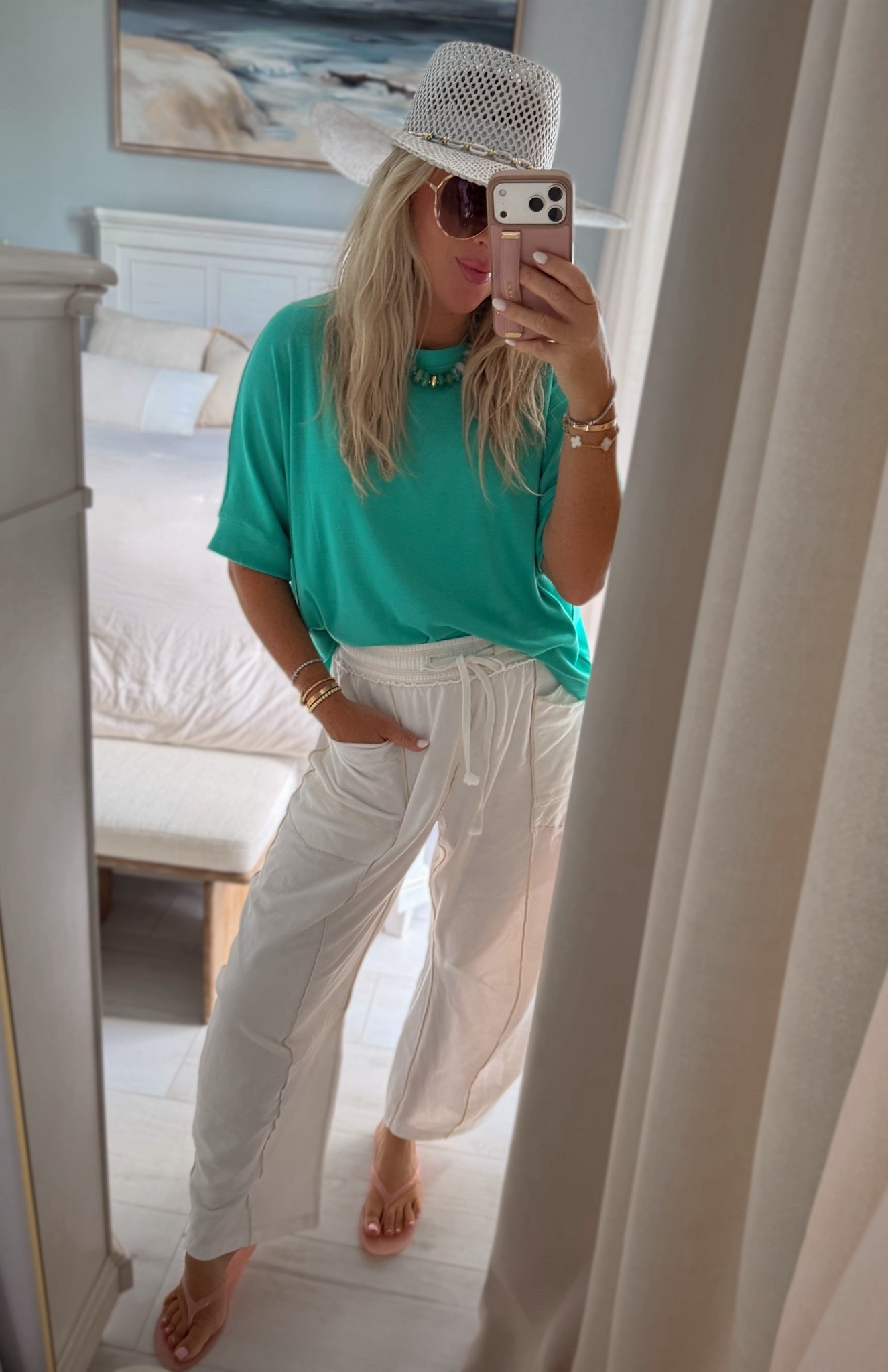 Pants come in new colors! I’m in smalls
OOTD🐚

#LTKgrwm #LTKActive #LTKTravel