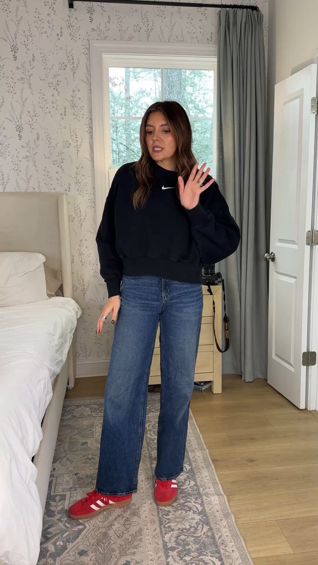 The best jeans of all time from old navy. High rise, wide leg, stretch that doesn’t bag out. 10 out of 10. I wear a size 2 regular. Size down in between. I’m 5’7” 

#LTKFindsUnder50 #LTKOver40 #LTKSaleAlert