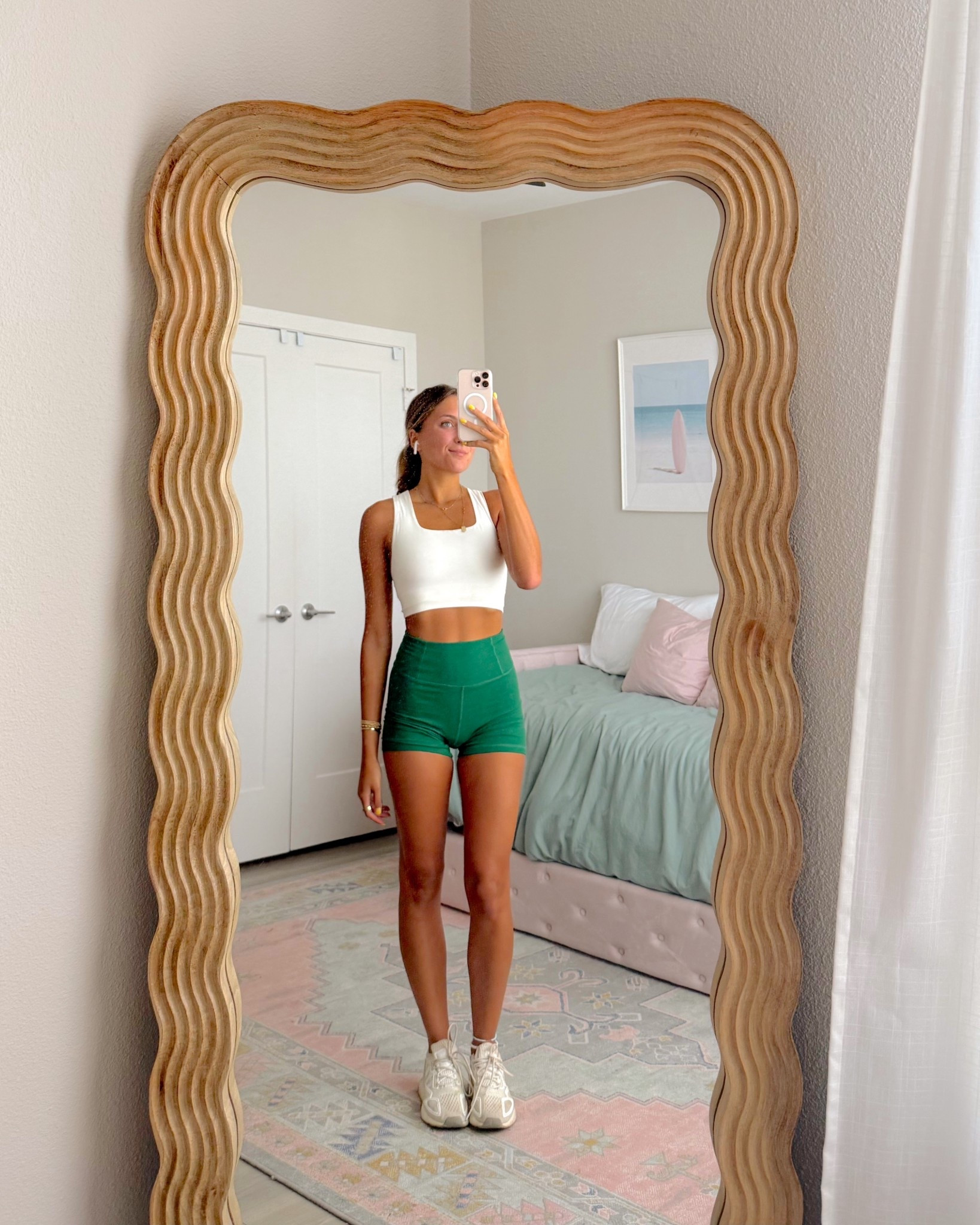 workout outfit of the day! XS in free people movement 🏃🏼‍♀️