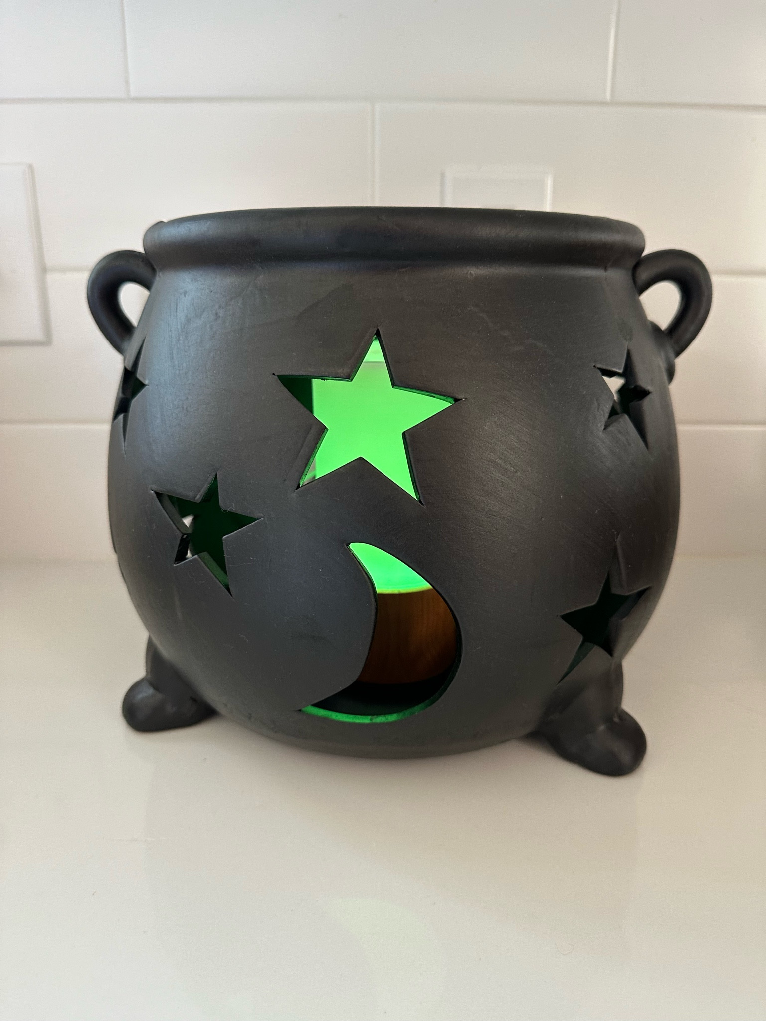 This clay cauldron pot is so good!!! You definitely want to get one before they sell out!!!

#LTKHome #LTKSeasonal