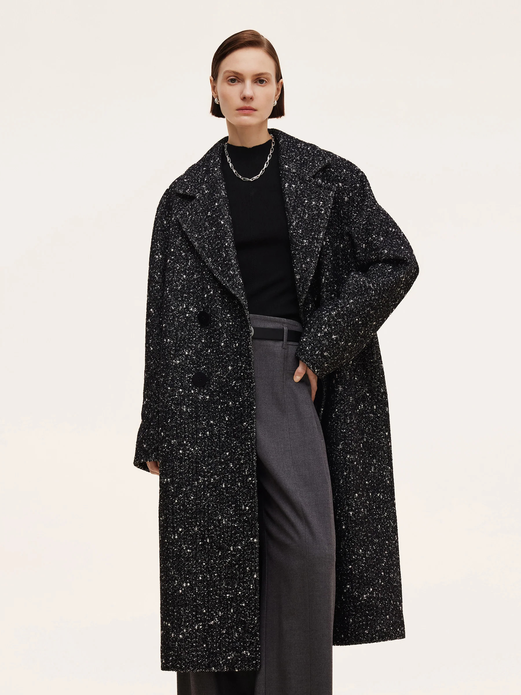 Wool Blend Unisex Oversized Coat Black / M | GOELIA