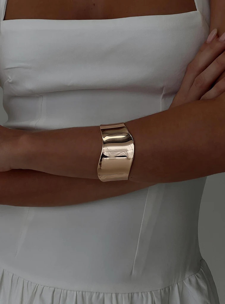 Manhattan Girl Cuff Gold | Princess Polly US