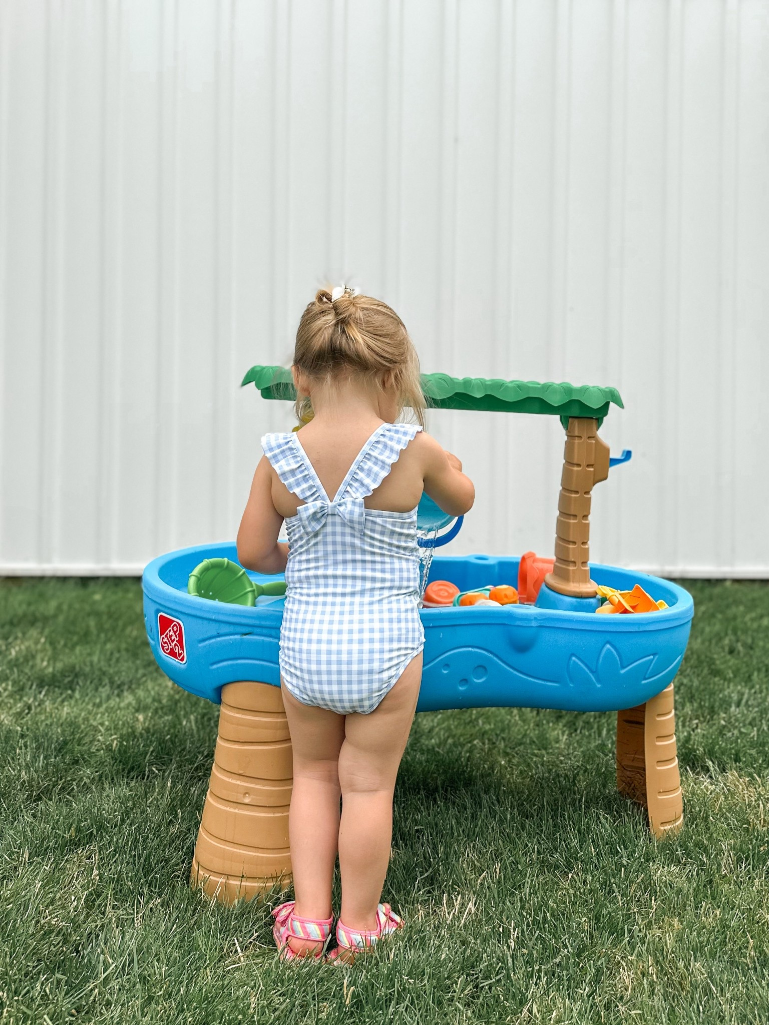 Summer days + water fun! 💦

Toddler | Toddlerhood | Little Tike | Water Table | Outdoor Fun | Outdoor Play | Family | Motherhood | My Motherhood Journey 

#LTKKids #LTKFamily #LTKSummerEdit