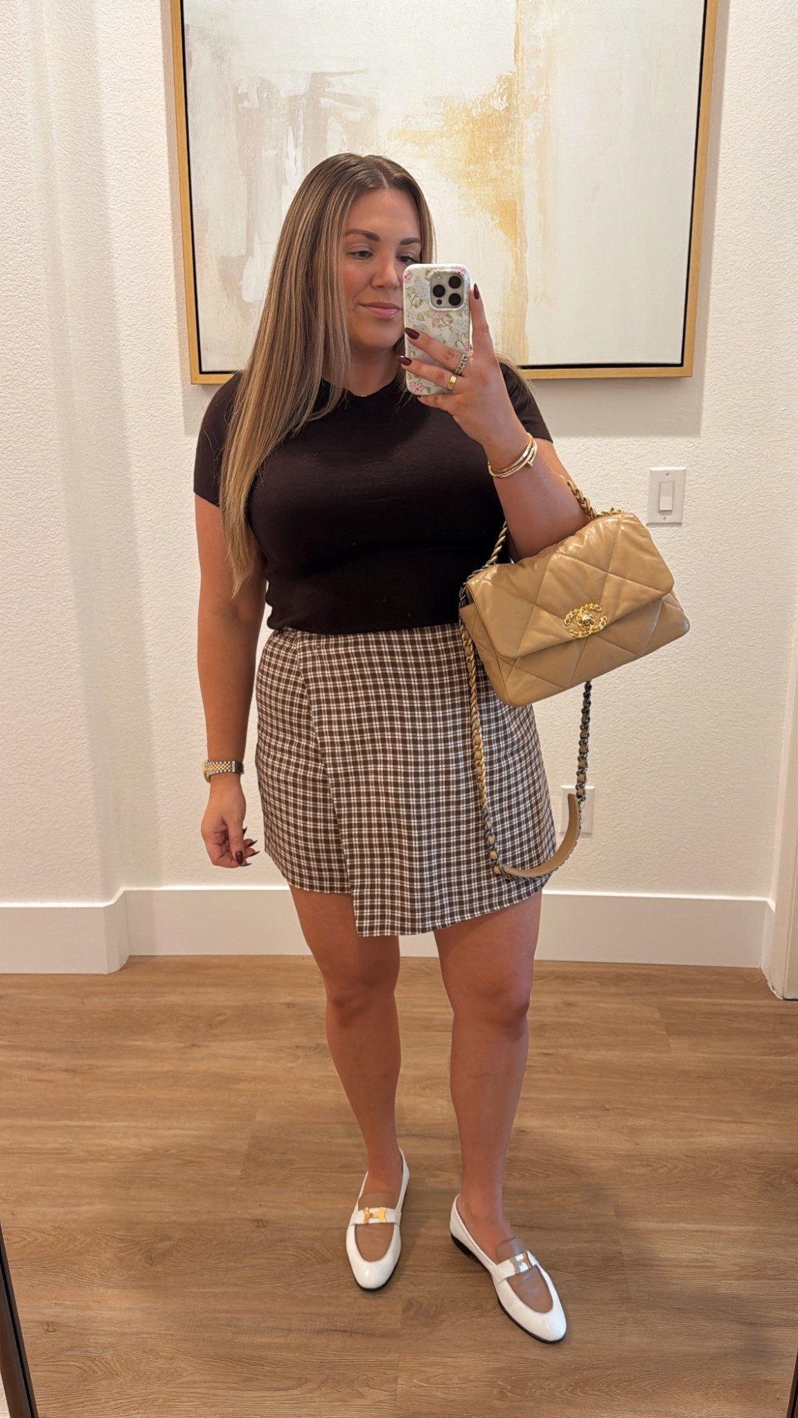 curvy pre-fall outfit! wearing size xl in brown tee and size large in brown gingham skort 

#LTKSeasonal #LTKFindsUnder50 #LTKMidsize