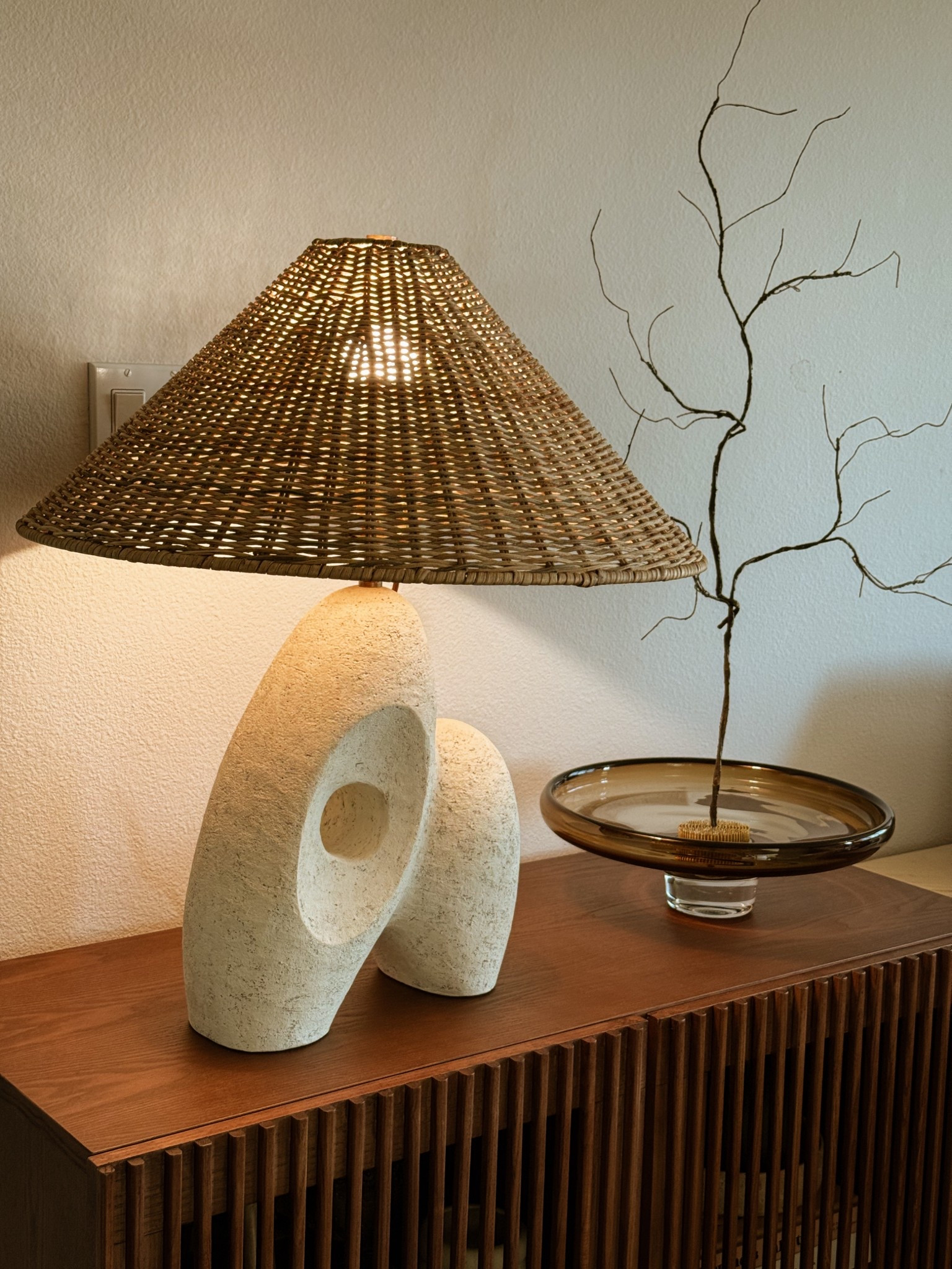 Table lamp ON SALE ✨

@lightopia #tablelamp

#LTKSaleAlert #LTKHome #LTKHoliday