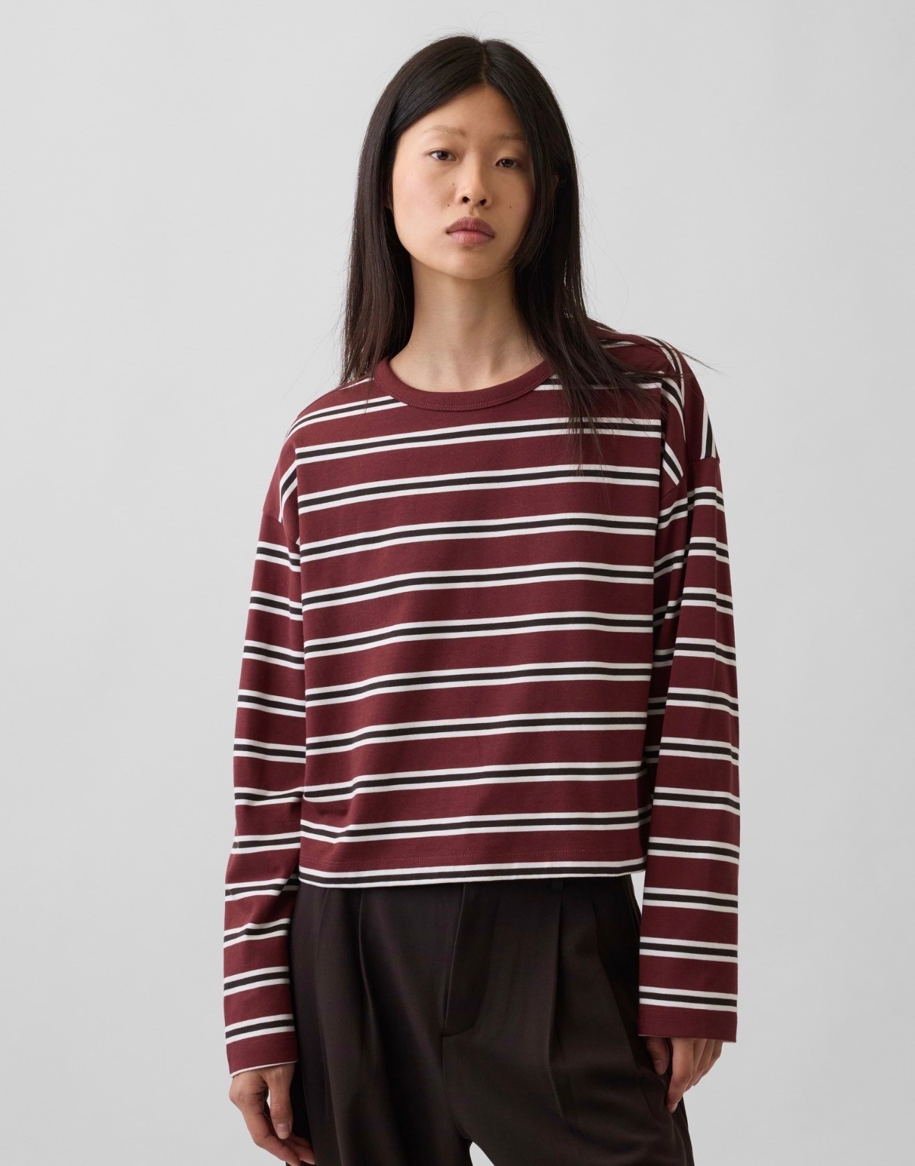 A boxy fit long sleeve is the perfect layering piece!

#LTKootd #LTKmomlife #LTKgrwm