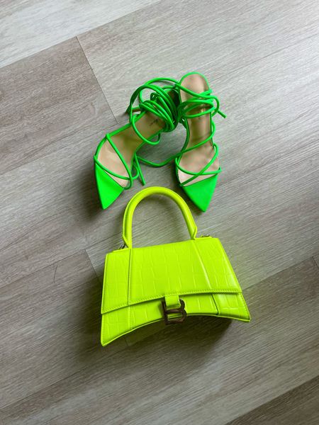 Found my chartreuse Balenciaga bag in stock for you! One of my favorite designer bags! Love the hourglass shape. 

Balenciaga purse, Balenciaga bag, designer purse, designer bag, gift ideas, gift guide, The Stylizt 



#LTKstyletip #LTKitbag #LTKGiftGuide