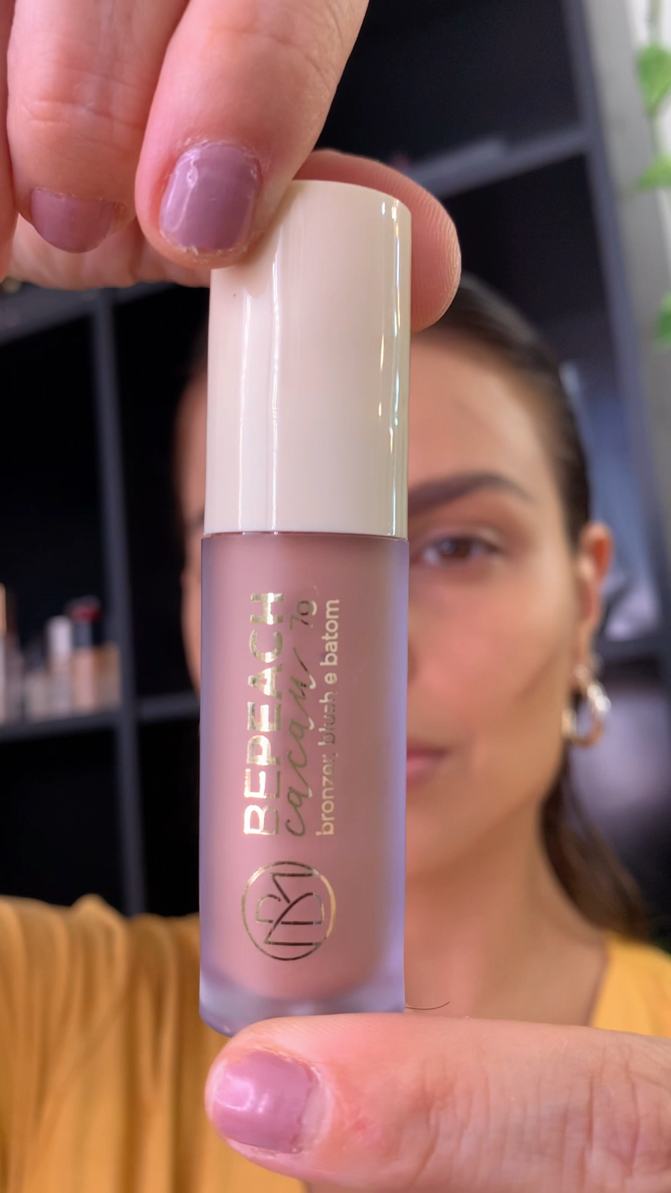 Maquiagem “bronzer” só com produtos cremosos !! Usei  as 4 cores de Be Peach Cacau, lançamento de BM Beauty 🍫

#TeoriaNaPraticaLTK


#LTKbrasil #LTKVideo #LTKbeauty