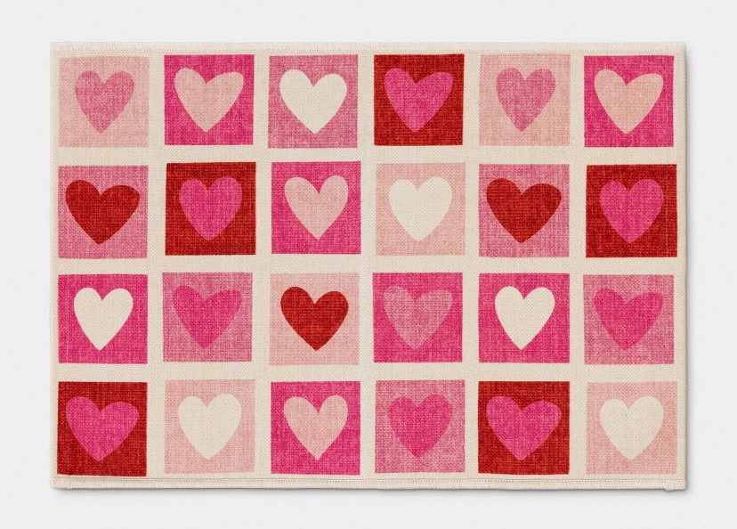 Valentine’s Day decor - $15, sweet print to show some love for the holiday 


#rug #heartrug #valentinesday #accentrug #under15 #target #budgetfriendly 

#LTKHome #LTKFindsUnder50