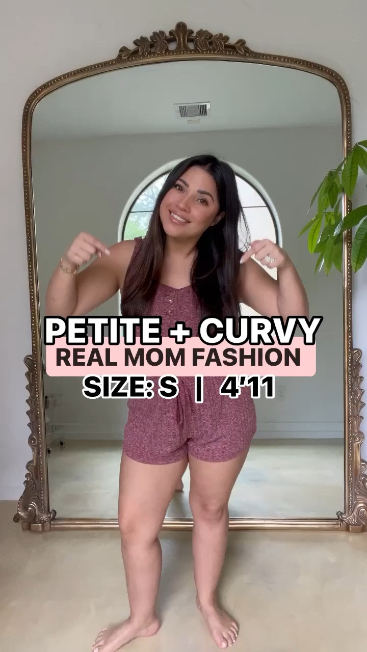 Petite and curvy classy mom fashion!!

The mirror is the large version 7’ in gold! 