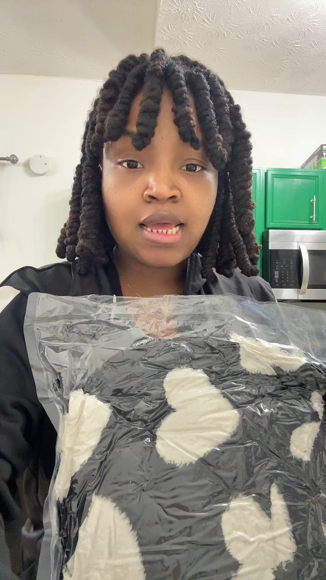 Super cute and super comfy pajama sets 💤✨
Soft fabrics, flattering fits, and the kind of cozy you want to live in day and night. Perfect for lounging, movie nights, and slow mornings.
I linked all my favorite pajama sets on LTK.

#CozyPajamas #ComfySleepwear #PajamaSets #LoungewearLove #CozyAtHome #EverydayComfort #LTKfinds #LTKfashion #LTKshopping #ShoppingWithPriiincesss #AtlantaCreator #Atlantacontentcreators

#LTKWorkwear #LTKValentine #LTKootd