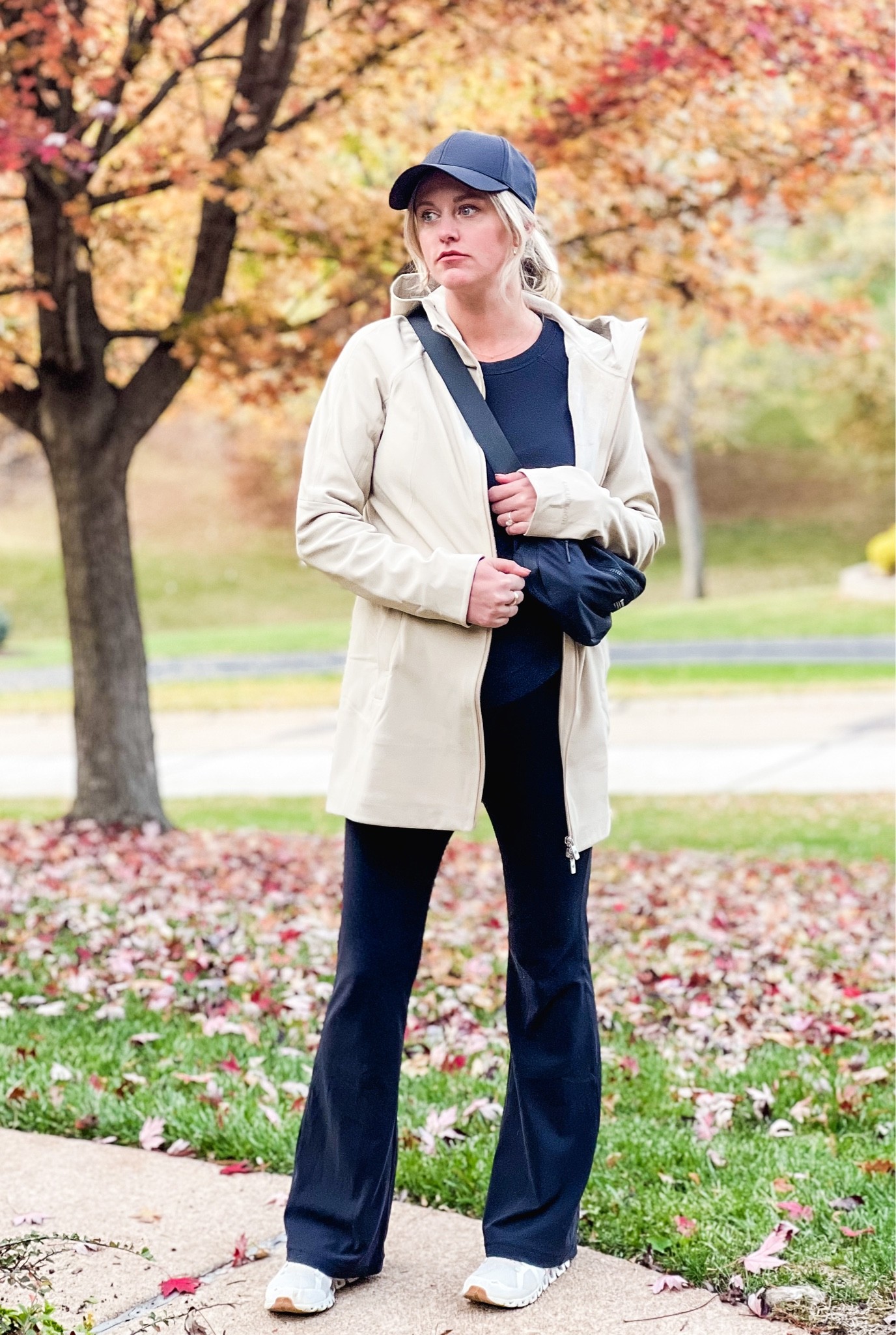 Fall girl walk 

#LTKSeasonal #LTKfit #LTKshoecrush