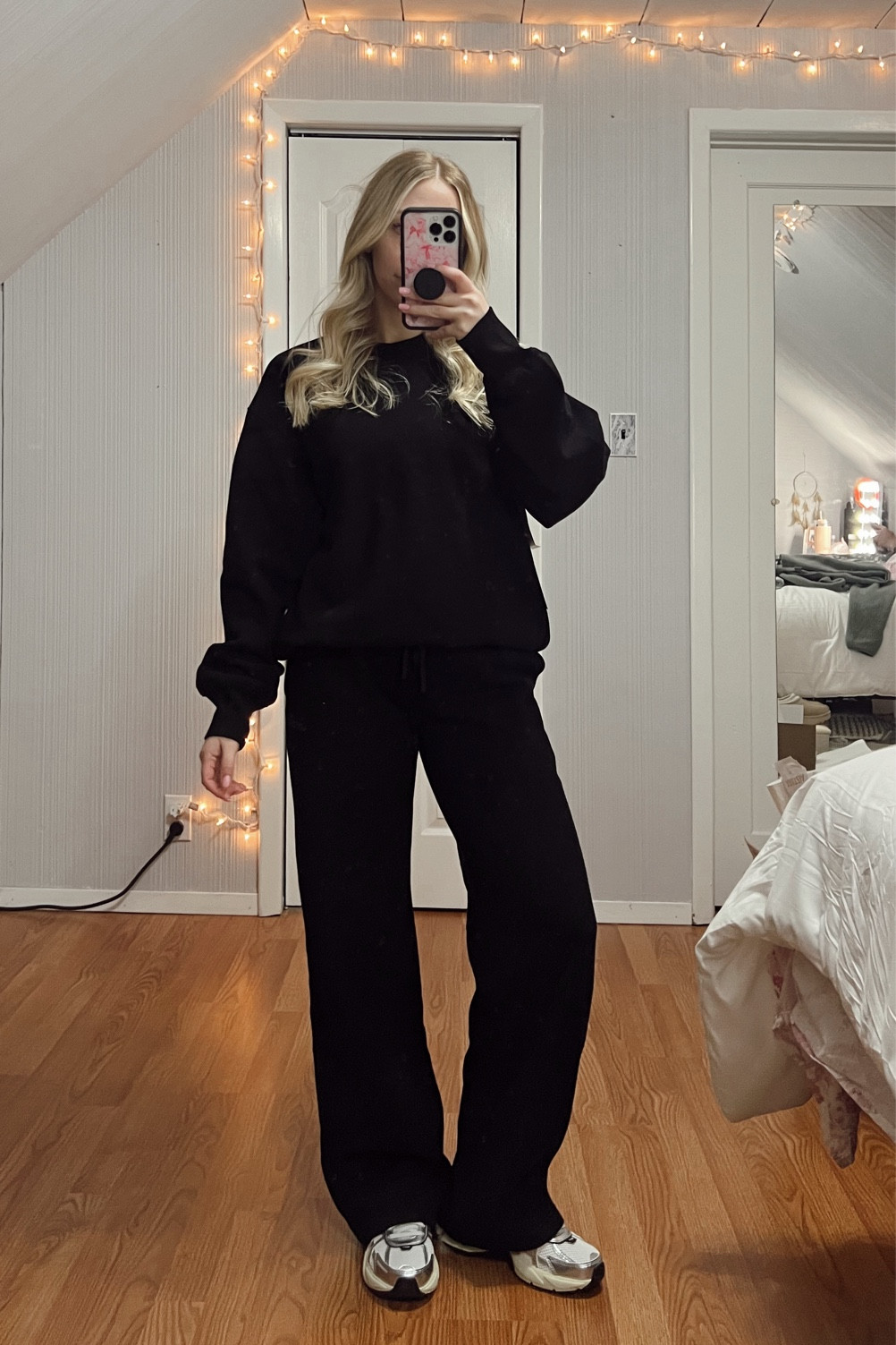 Aritzia loungewear 

#LTKStyleTip #LTKCyberWeek #LTKGiftGuide