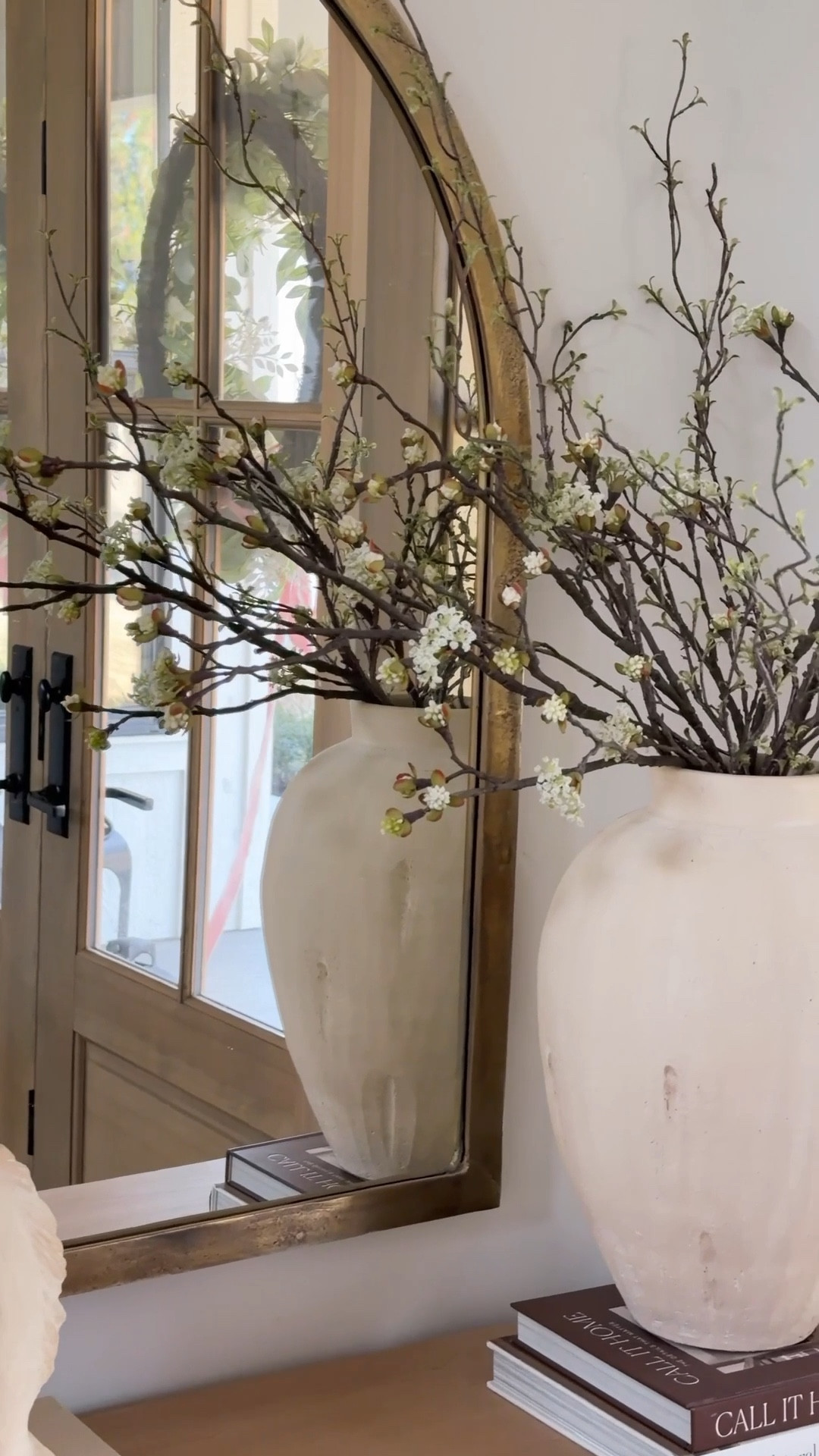 Spring entry inspo! Love these affordable stems & oversized vase from Target. 

Table lamp, console, entry table, arch, Tamara, vase, vessel, pot, spring, stems, faux, horse, bus, basket, storage, rug, area, rug, spring decor, home decor, shelf styling, wreath, spring entry ￼



#LTKSpringSale #LTKSeasonal #LTKHome