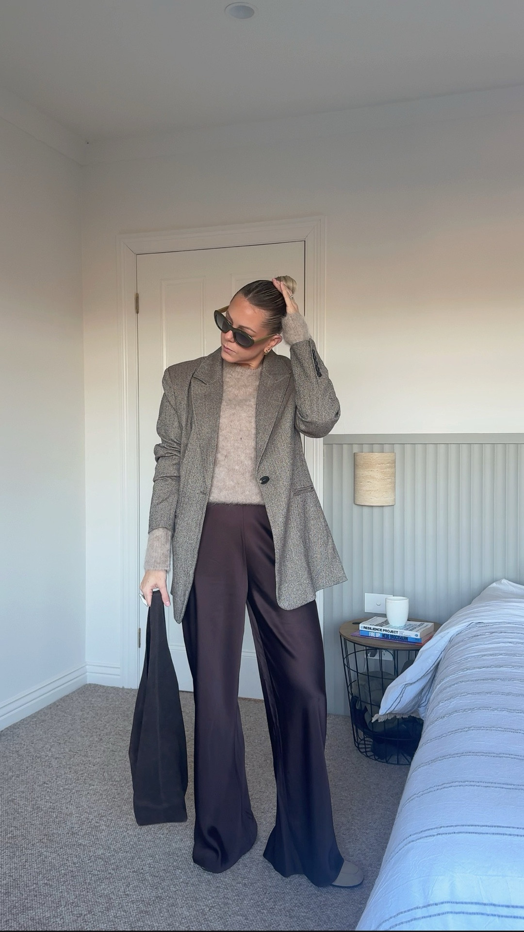 How I’m staying the Witchery bias pull on pants for a day at work. 

#LTKaustralia #LTKwinter #LTKworkwear