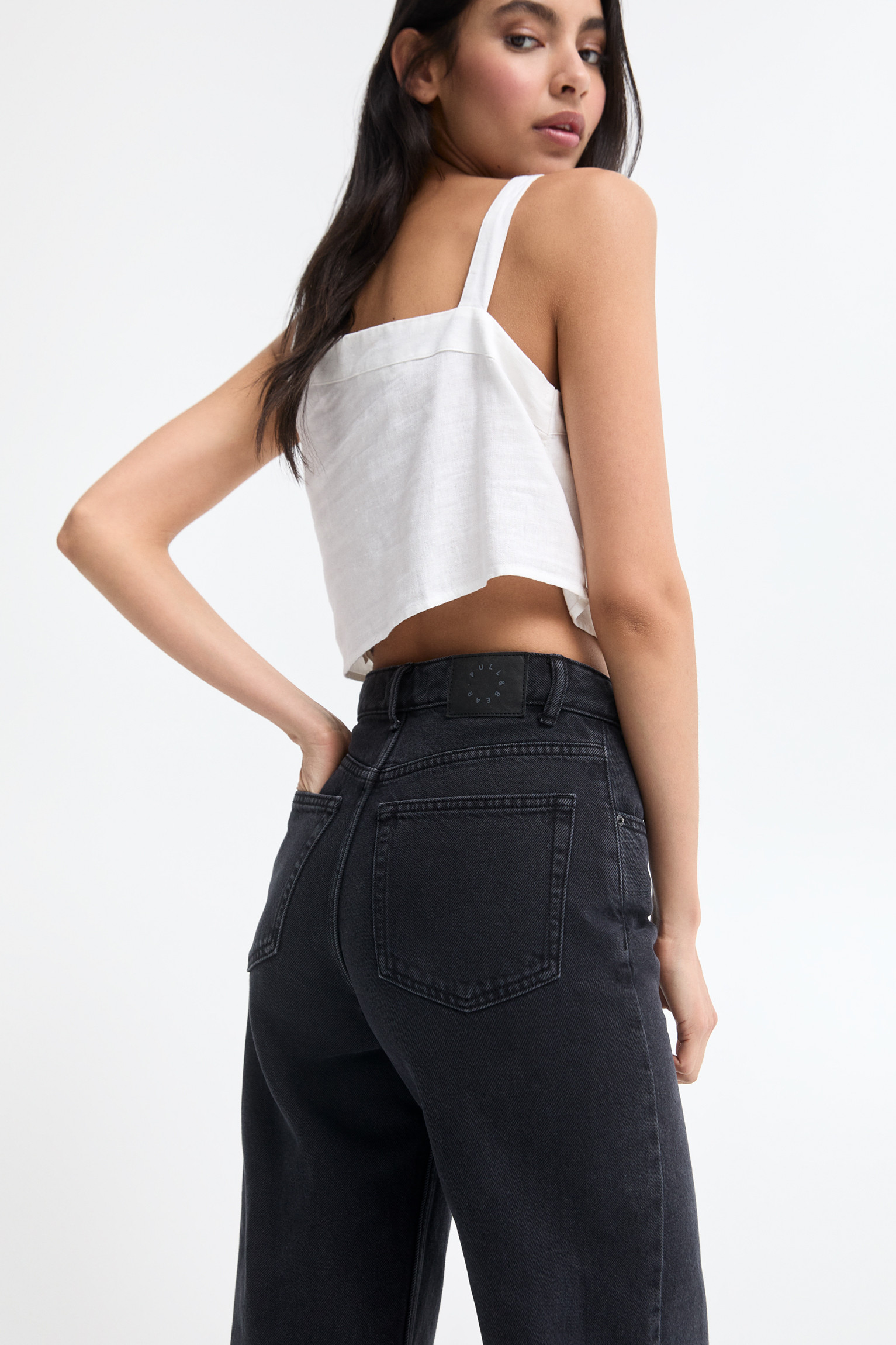 High-waist wide-leg jeans | PULL and BEAR UK
