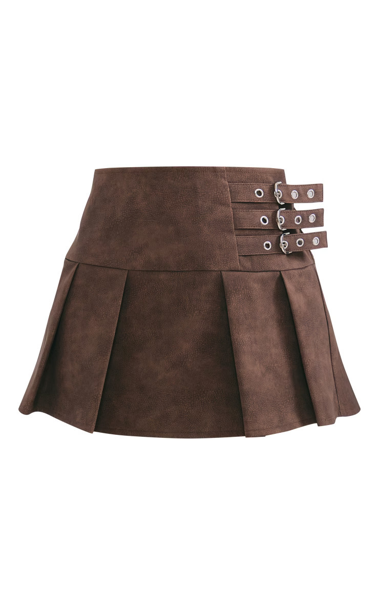 Petite Brown Washed Micro Mini PU Pleated Skirt | PrettyLittleThing US