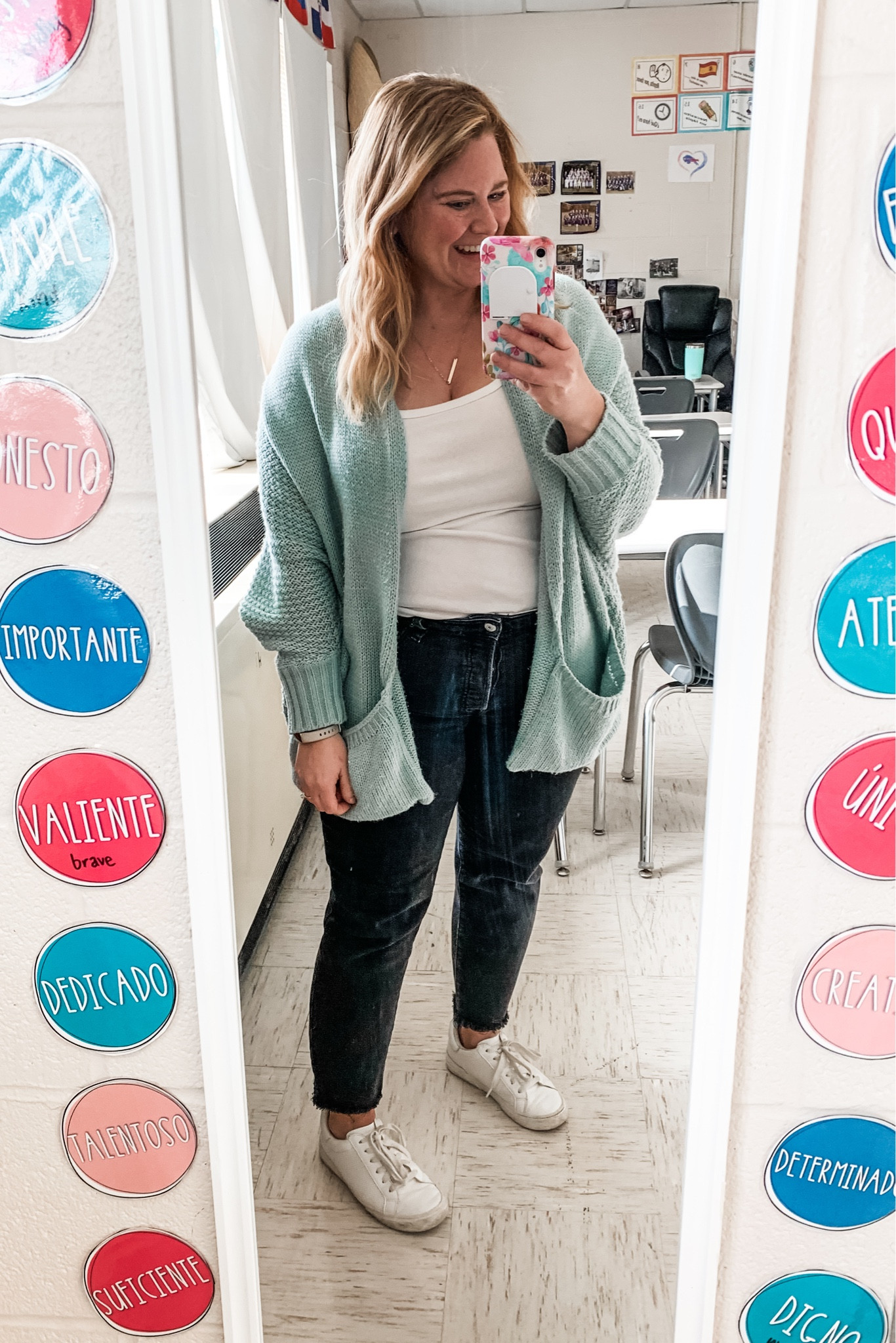 One of my favorite cardigans! 

#LTKmidsize #LTKstyletip #LTKworkwear