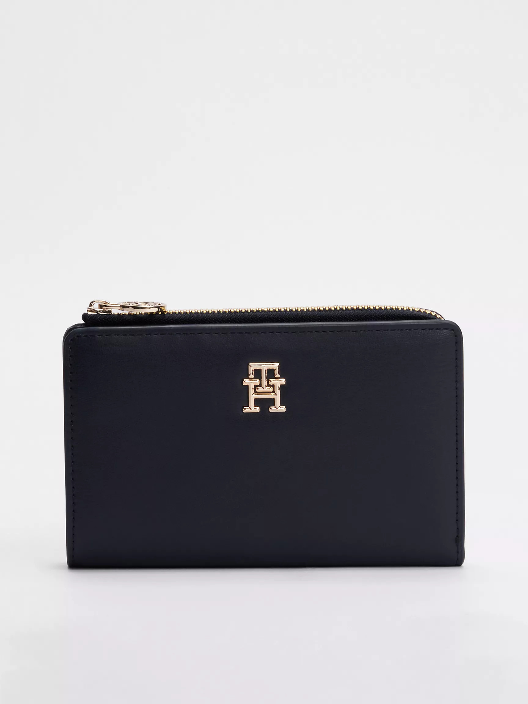 Tommy Monogram Slim Wallet | Tommy Hilfiger | Tommy Hilfiger (US)