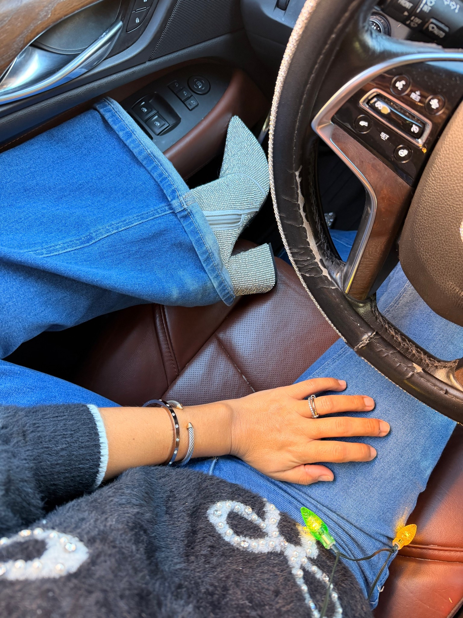 A little holiday glitz! #holiday #sweaterweather #stevemadden 

#LTKHoliday #LTKSeasonal #LTKootd