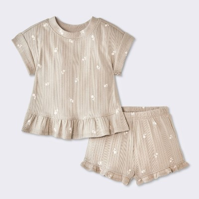 Baby Girls' 2pc Floral Peplum T-Shirt and Ruffle Shorts Set - Cloud Island™ Tan 12M | Target