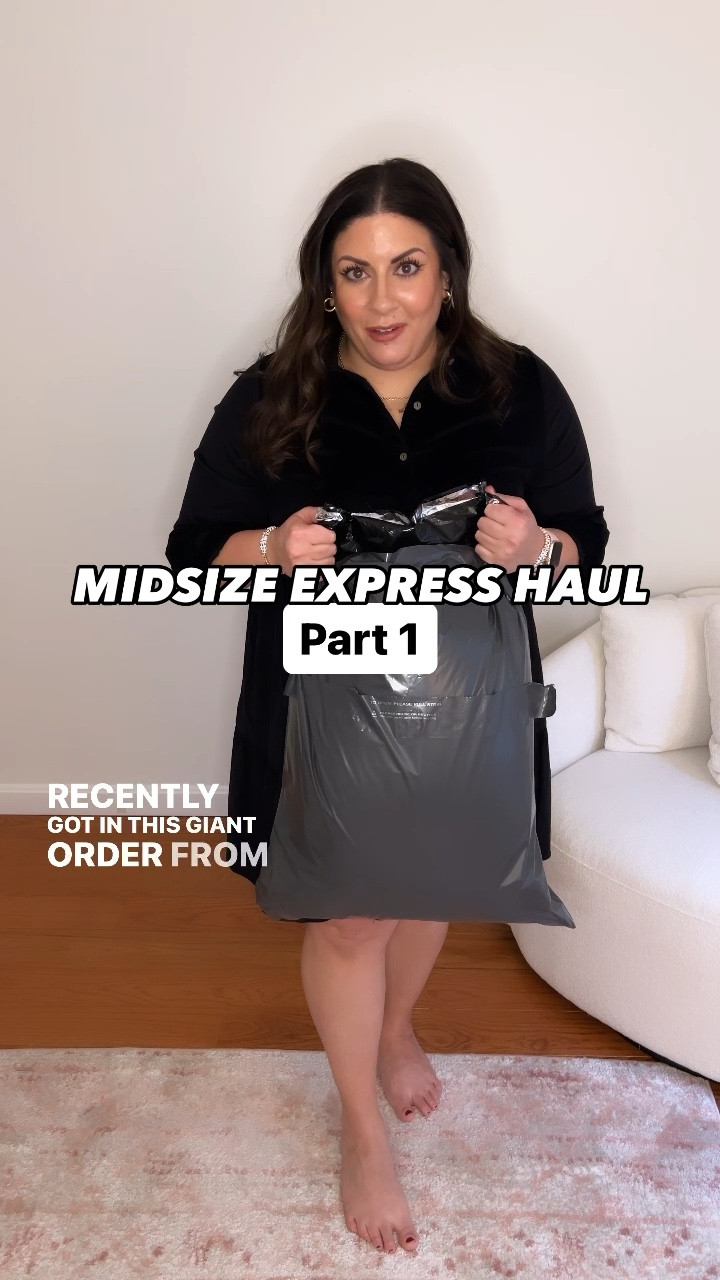 Part 1 of my midsize Express haul! I’m wearing an XL in both 🤍 

#LTKmidsize #LTKstyletip #LTKSeasonal