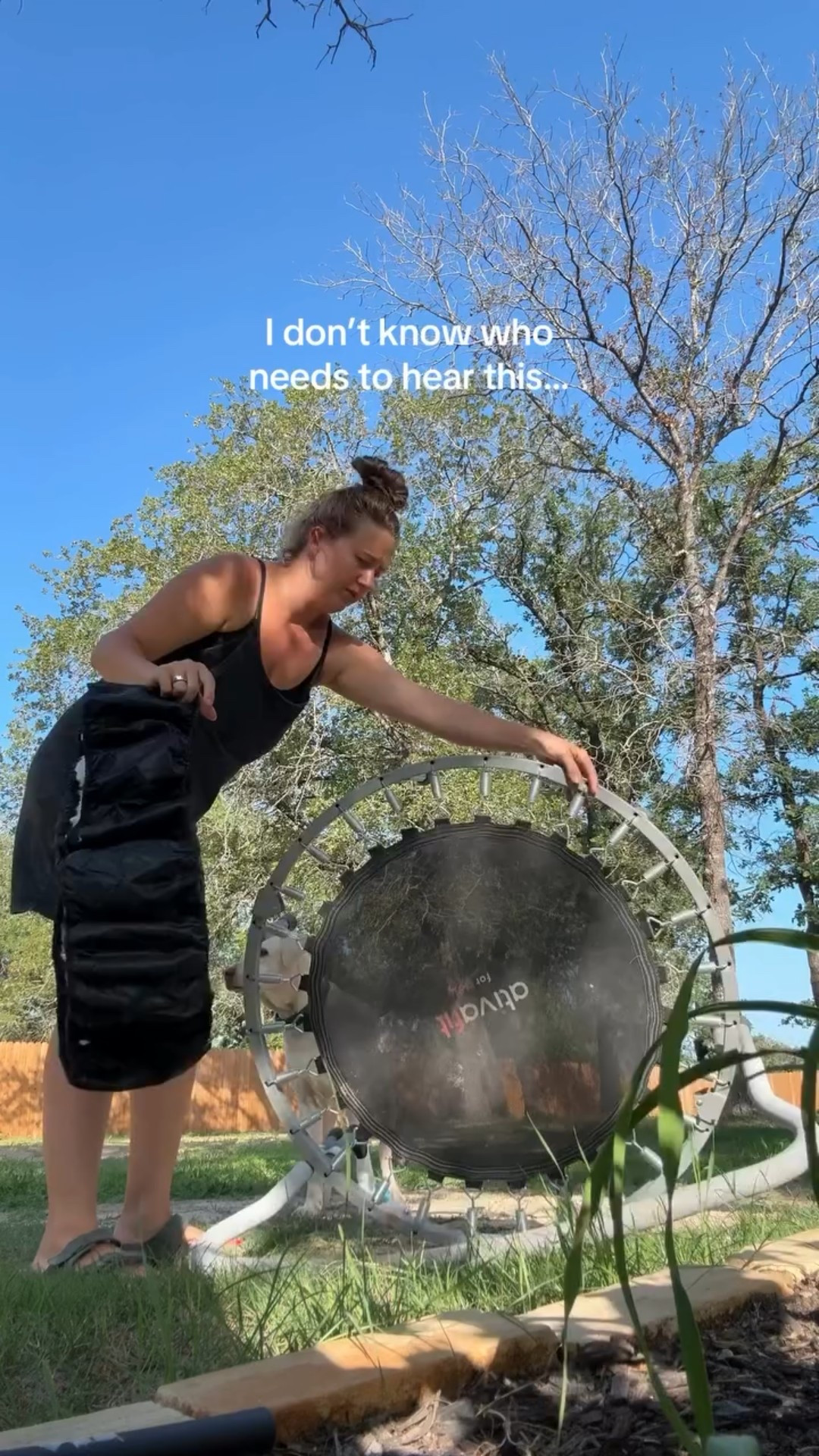 I thought it was going to be the biggest pain to get a new cover for this mini trampoline and it was actuallly the easiest thing?! Can’t believe we went nearly a year without a cover 😅 linked it in my bio if you need one too!