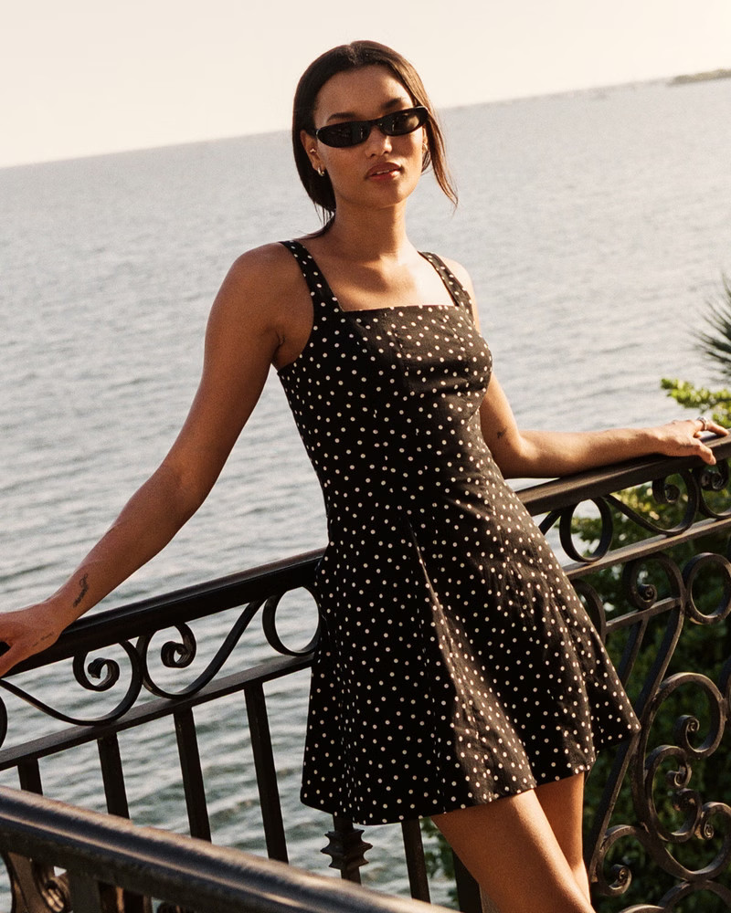 The A&F Mila Stretch Mini Dress | Abercrombie & Fitch (UK)