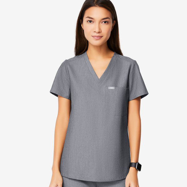 Women's Catarina One-Pocket Scrub Top - Graphite · FIGS | FIGS