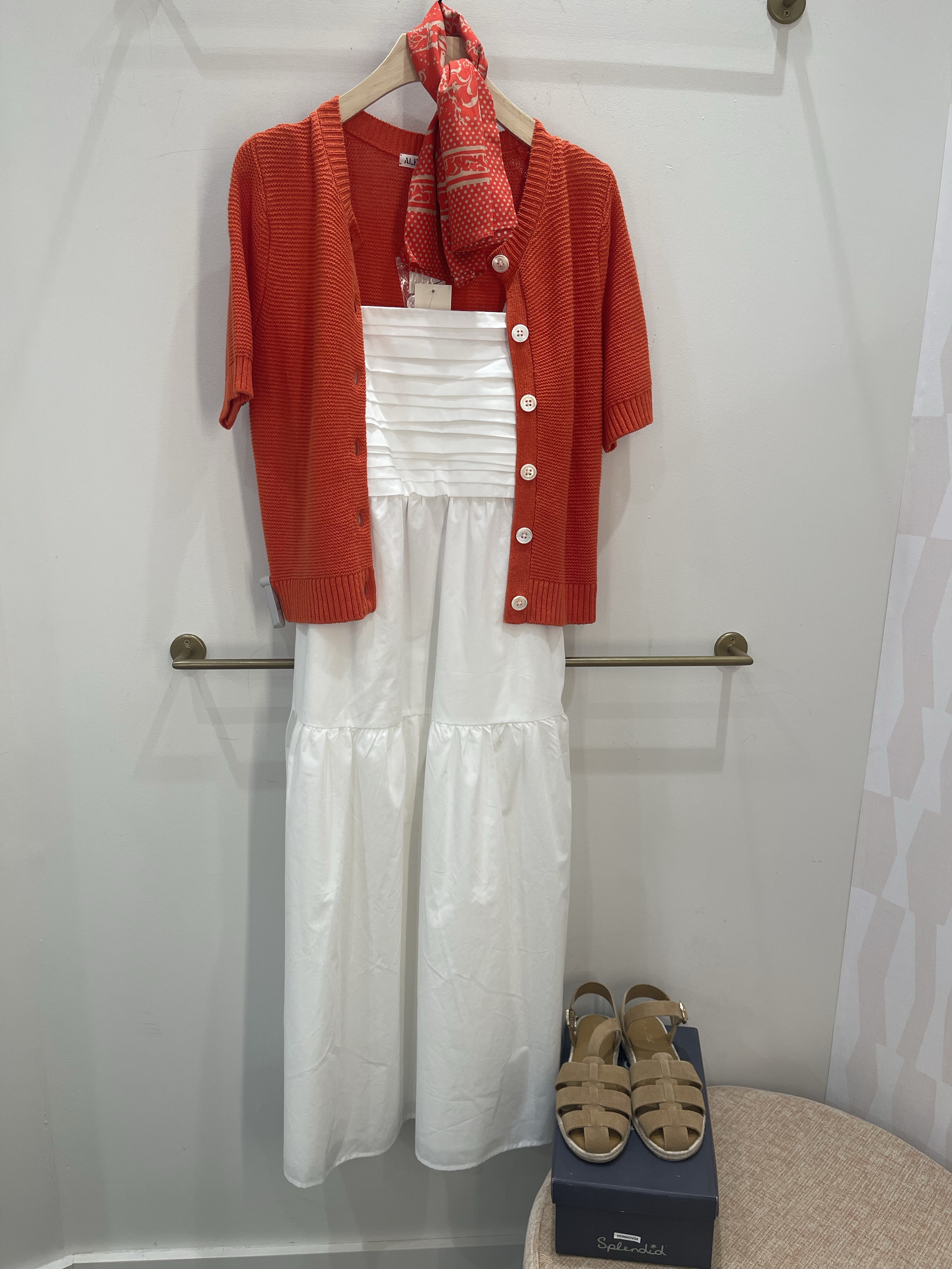 Summer Outfit Inspo with EVEREVE


Elevated casual / casual outfit / summer outfit / outfit Inspo / summer looks / spring outfit / summer fashion / summer style / petite style / petite fashion / summer dresses / spring dresses / petite friendly / vacay style / vacation outfit

#LTKStyleTip #LTKPetite #LTKFindsUnder100