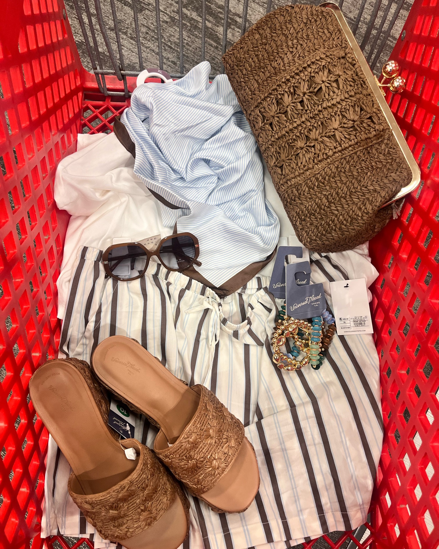 @Target #ad #sponsored

Summer OOTD from Solid & Stripes and KBB☀️🩵🤎🤍

#LTKPlusSize #LTKOver40 #LTKootd