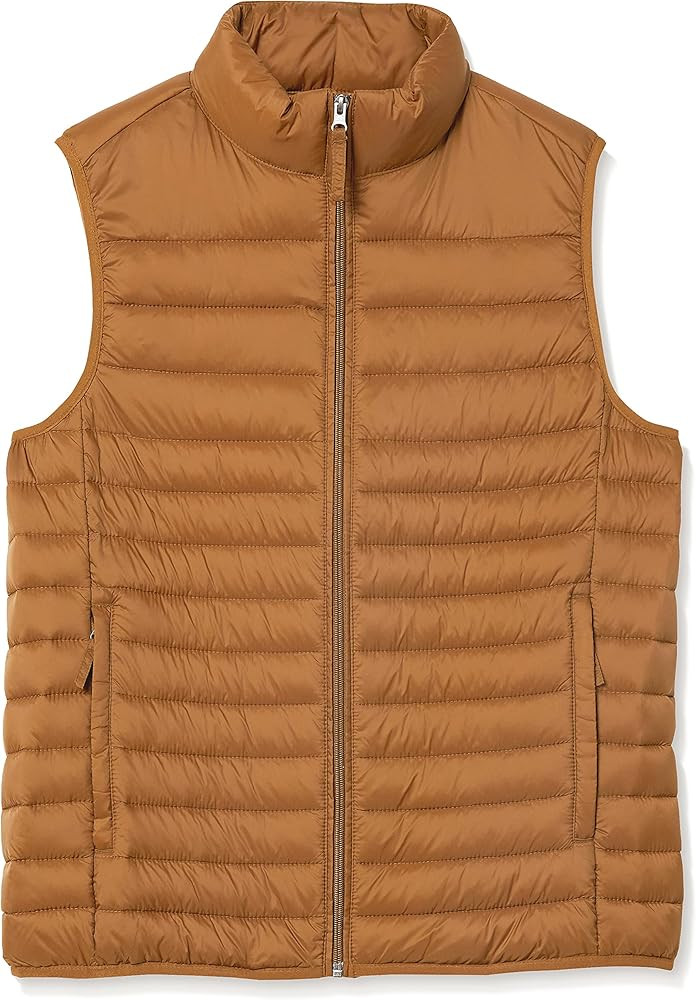 Amazon Essentials Mens Lightweight Water-Resistant Packable Puffer Vest | Amazon (US)