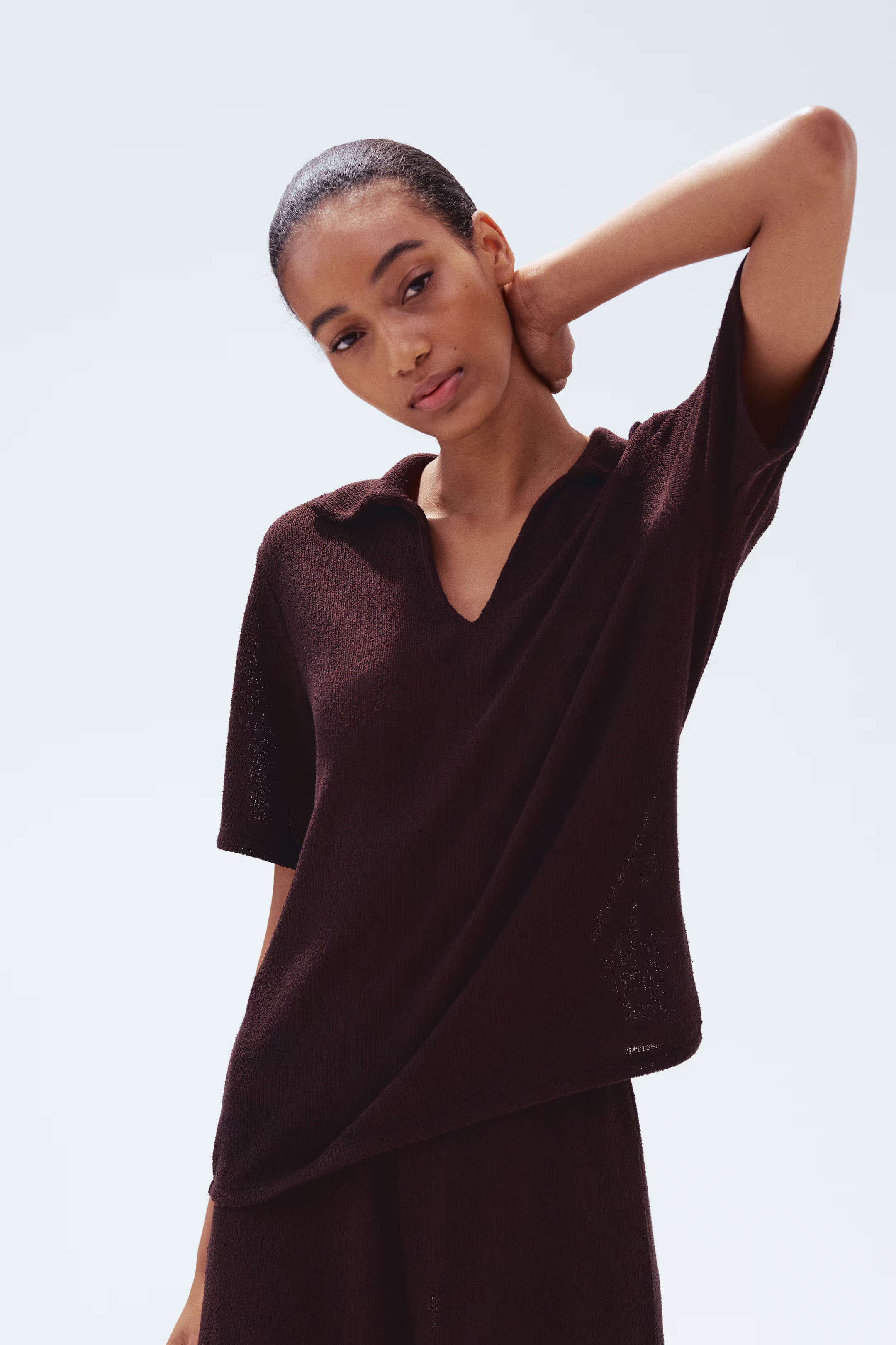 Collared knitted top | H&M (UK, MY, IN, SG, PH, TW, HK)