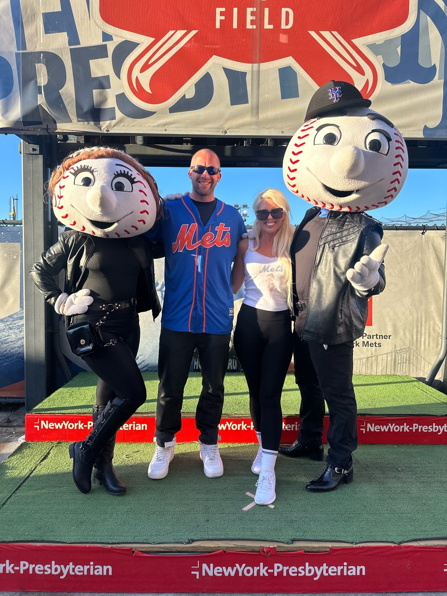 Play ball ⚾️🍎

#LTKfitnessgoals #LTKdayinmylife #LTKActive
