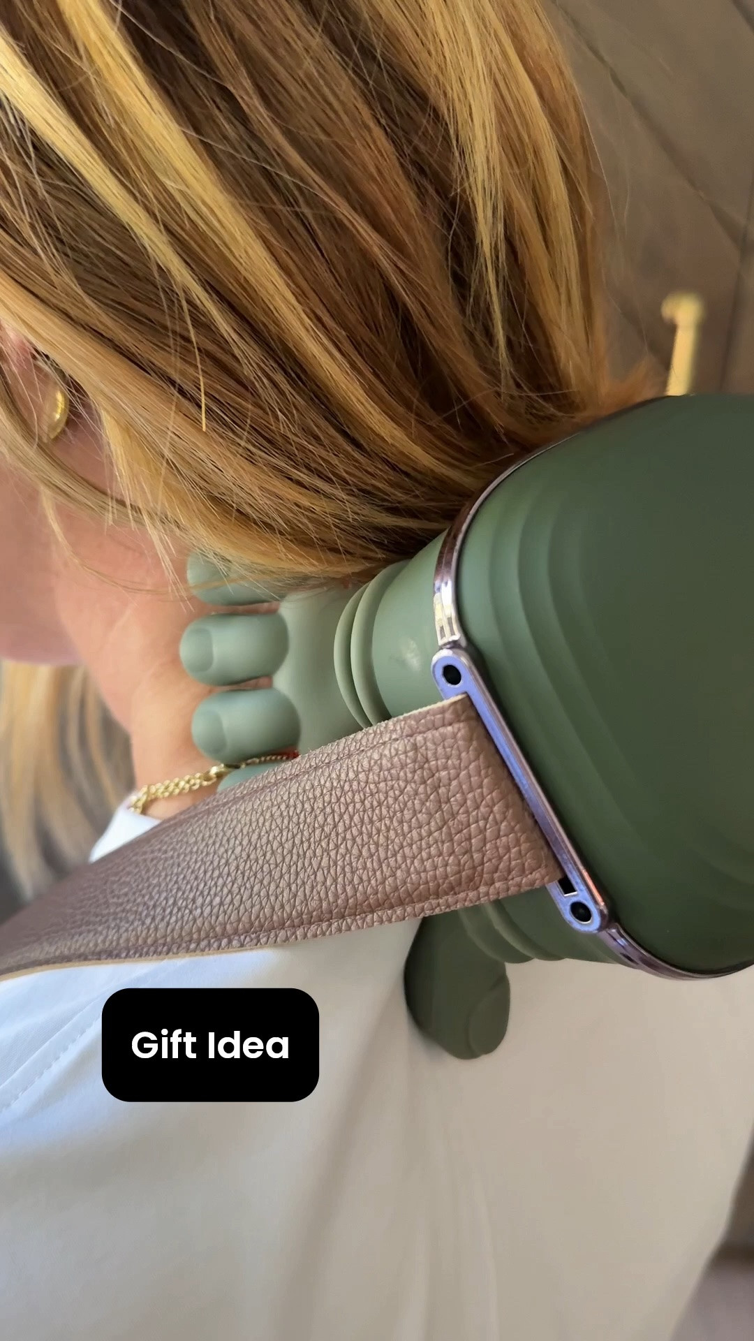 Yes please!!!! Neck massager so so good! Keep it or gift?! +sharing more massagers we love!