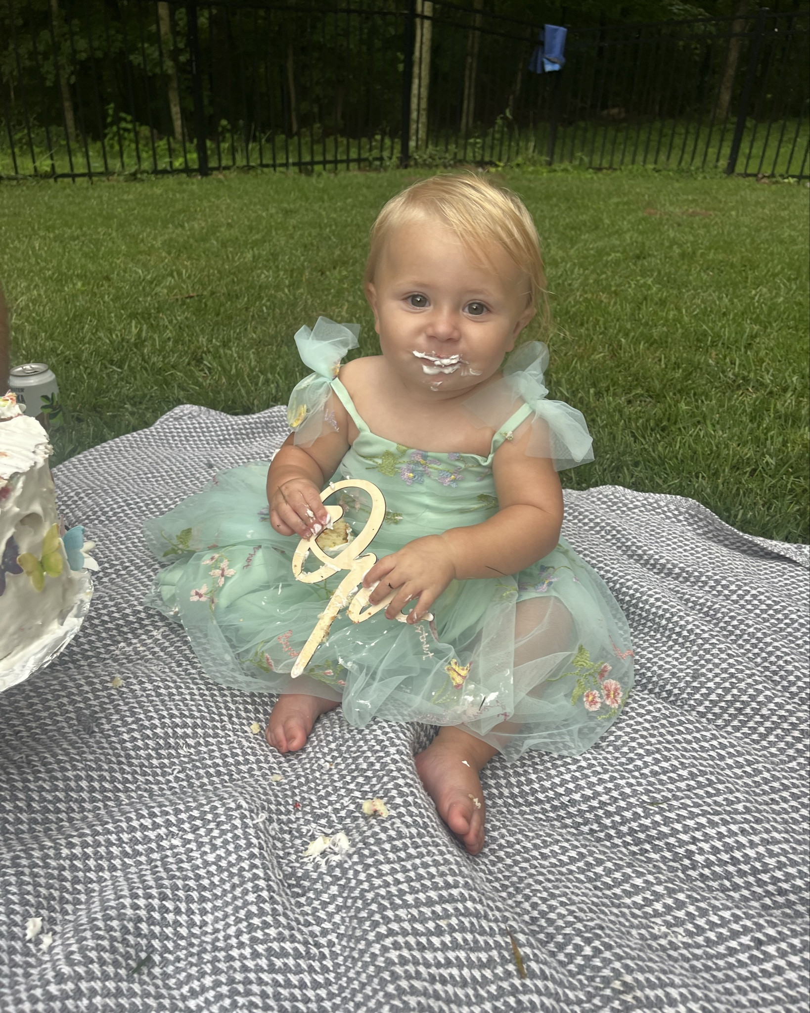 Tommie’s Fairy 🧚‍♀️ First Birthday! 🥳 I’m so grateful for our family that makes this all possible. Praising Jesus for the army he has placed in our lives! Memories that will last a lifetime ♥️🫶🏻

#LTKBump #LTKKids #LTKBaby