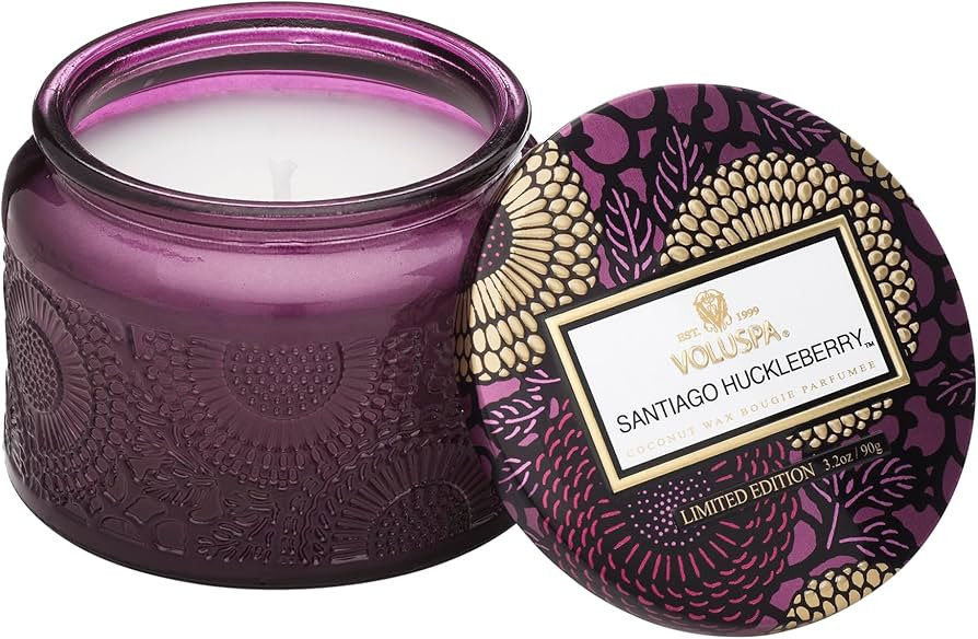 Voluspa Santiago Huckleberry, Petite Candle Jar, 3.2 Ounce, 25 Hour Burn Time, All Natural Wicks ... | Amazon (US)