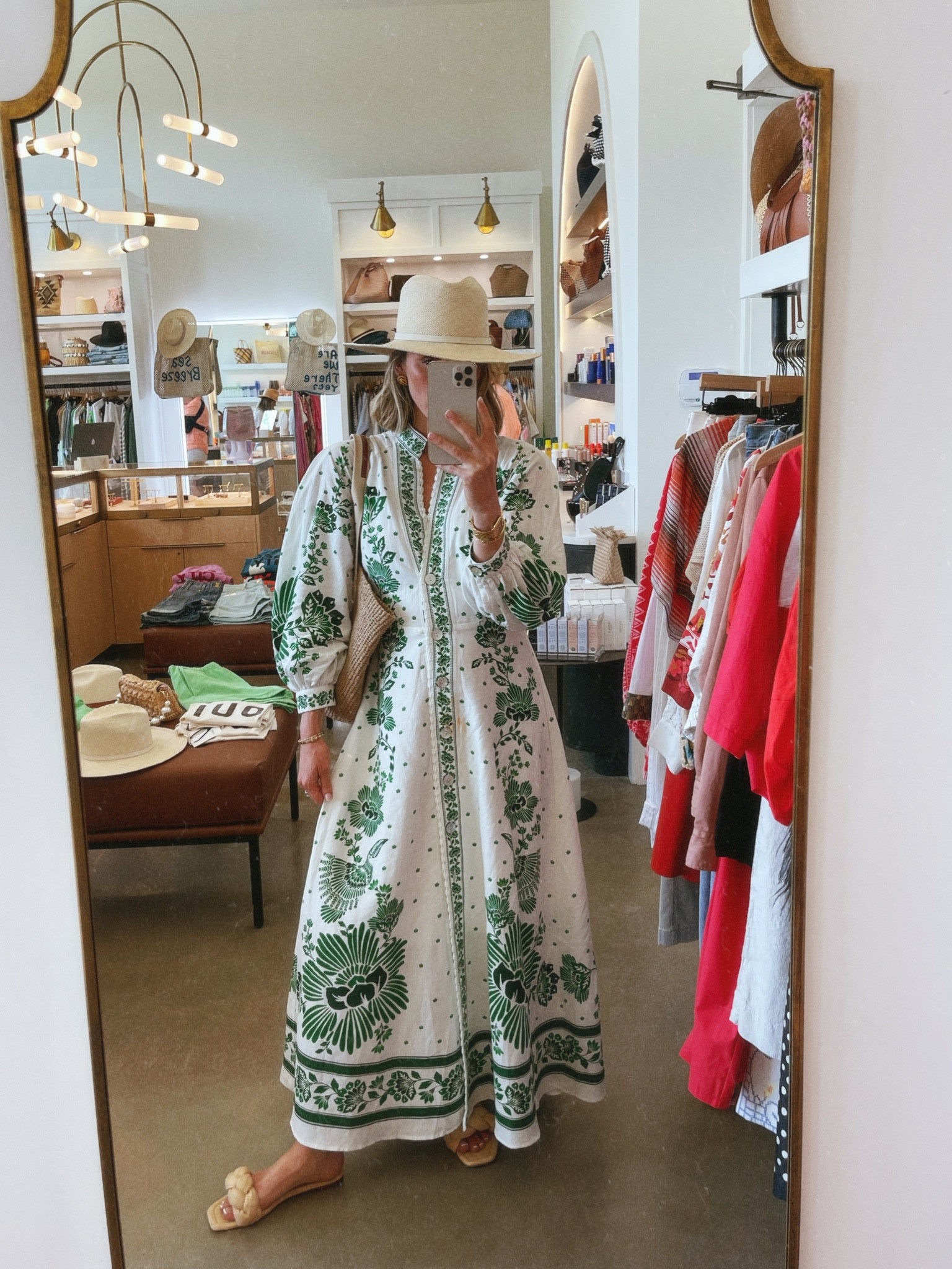 Spring dress, fits tts 