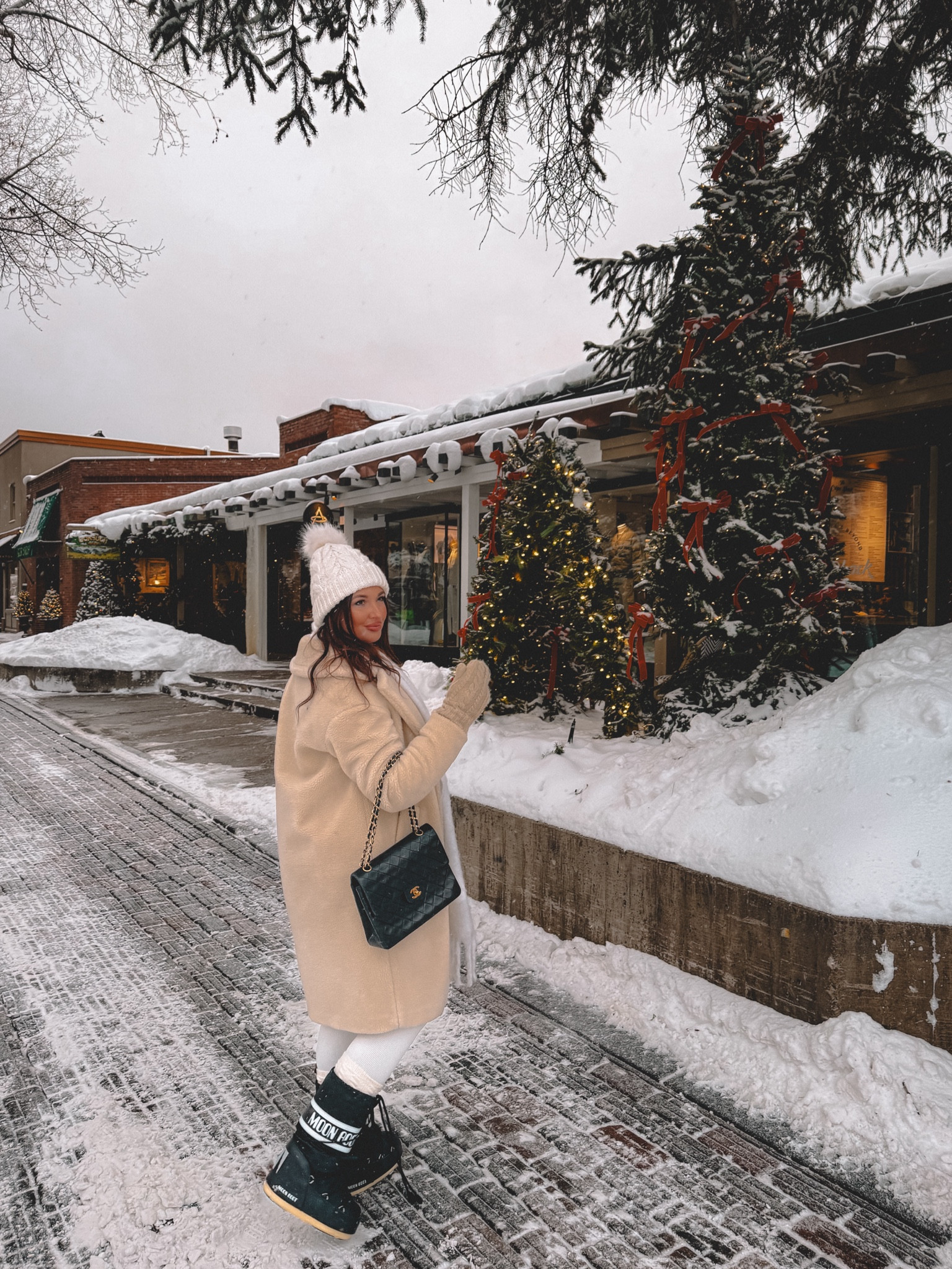 Snow outfit, snow day look, aspen outfits 

#LTKSeasonal #LTKStyleTip #LTKTravel