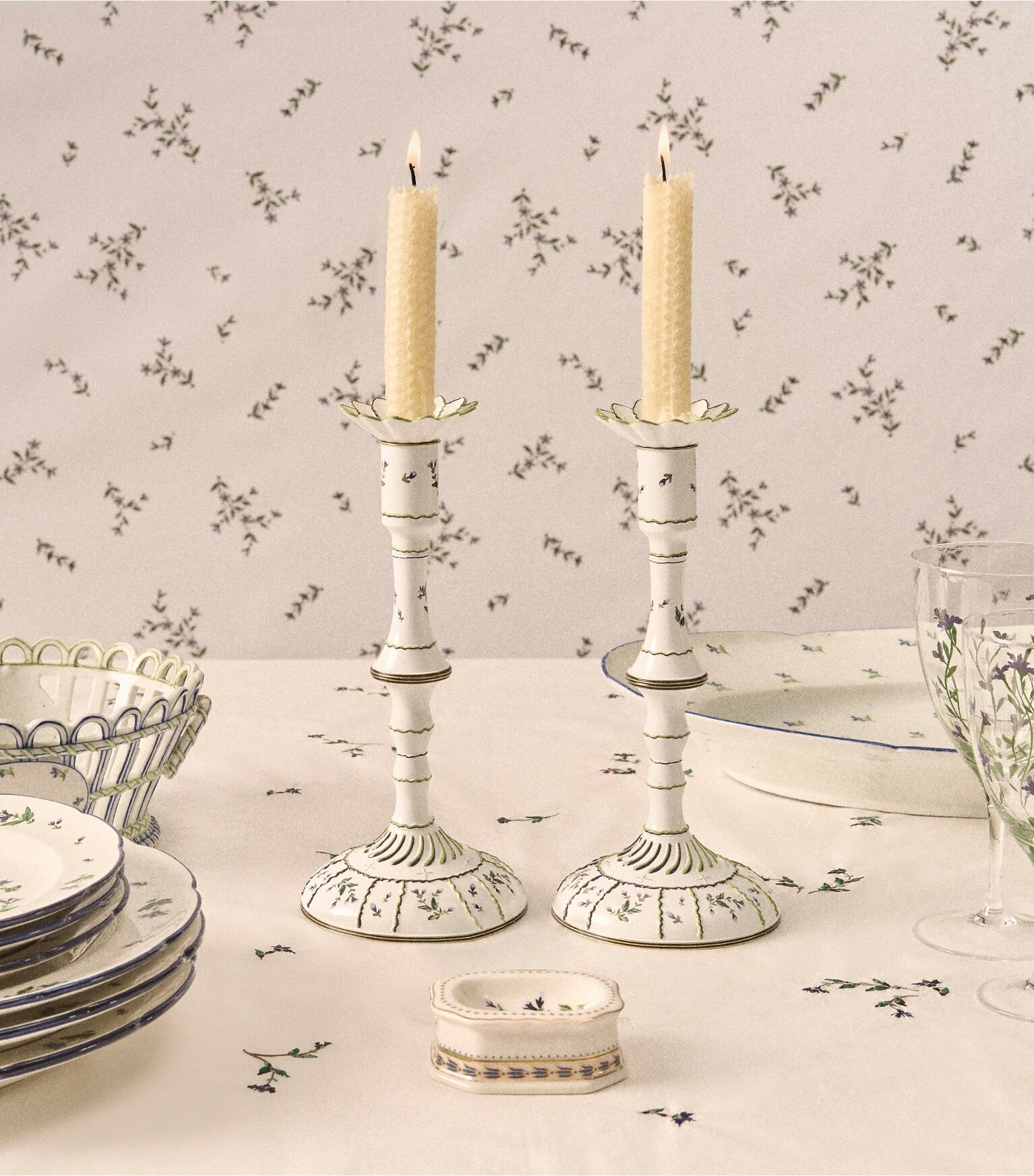 JOLIE FLEUR EMBROIDERED SQUARE TABLECLOTH | Tory Burch (US)