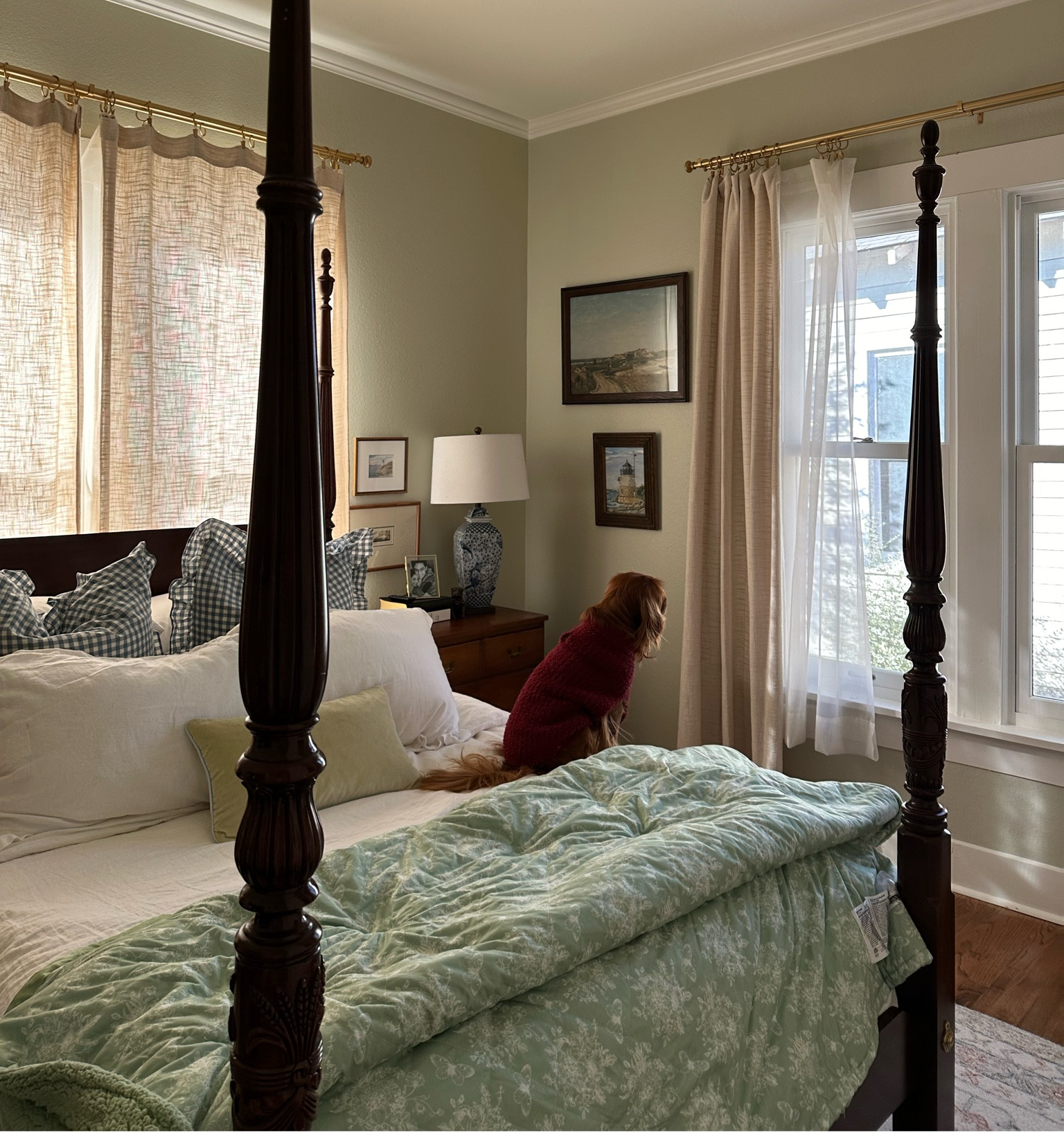 Cozy bedroom ❄️

#LTKstyletip #LTKhome