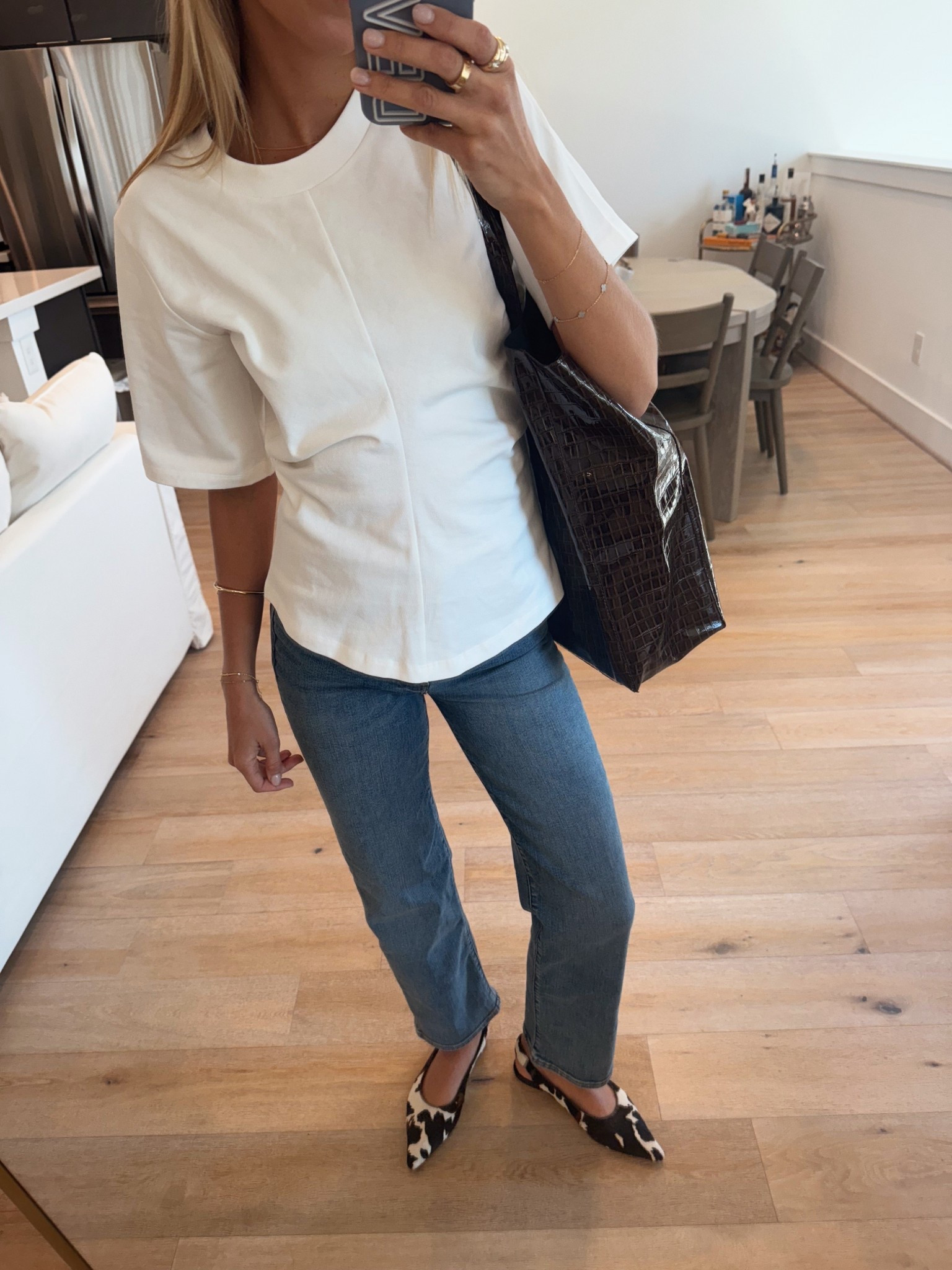 Coffee shop #OOTD 🤎 

#LTKShoeCrush #LTKFindsUnder100 #LTKSeasonal