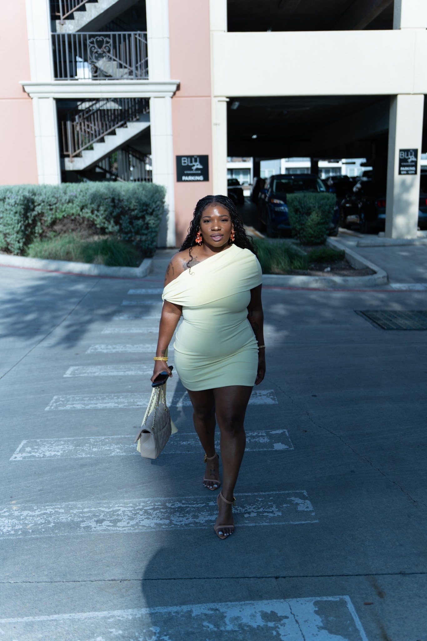 The Butter Yellow dress that understood the assignment 💛 Effortless, feminine, and perfect for brunch, vacation dinners, rooftop drinks, or a soft glam date night look. I love how this PrettyLittleThing dress hugs the body without needing too much styling. Just add neutral heels, a cute bag, gold accessories, and you’re good.

Shop this PLT dress and my full look in my LTK.

#LTKStyle #LTKFashion #LTKFinds #PrettyLittleThing #PLTDress #CreamDress #DateNightOutfit #VacationOutfit #BrunchOutfit #CurvyStyle #SoftGlamStyle #NeutralOutfit #SummerDress #FashionOver40 #InfluencerStyle

#LTKgrwm #LTKTravel #LTKootd