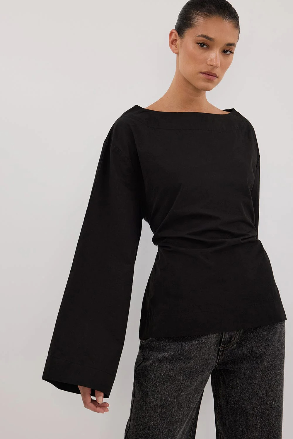 IVY BLACK LONG SLEEVE TOP | DISSH