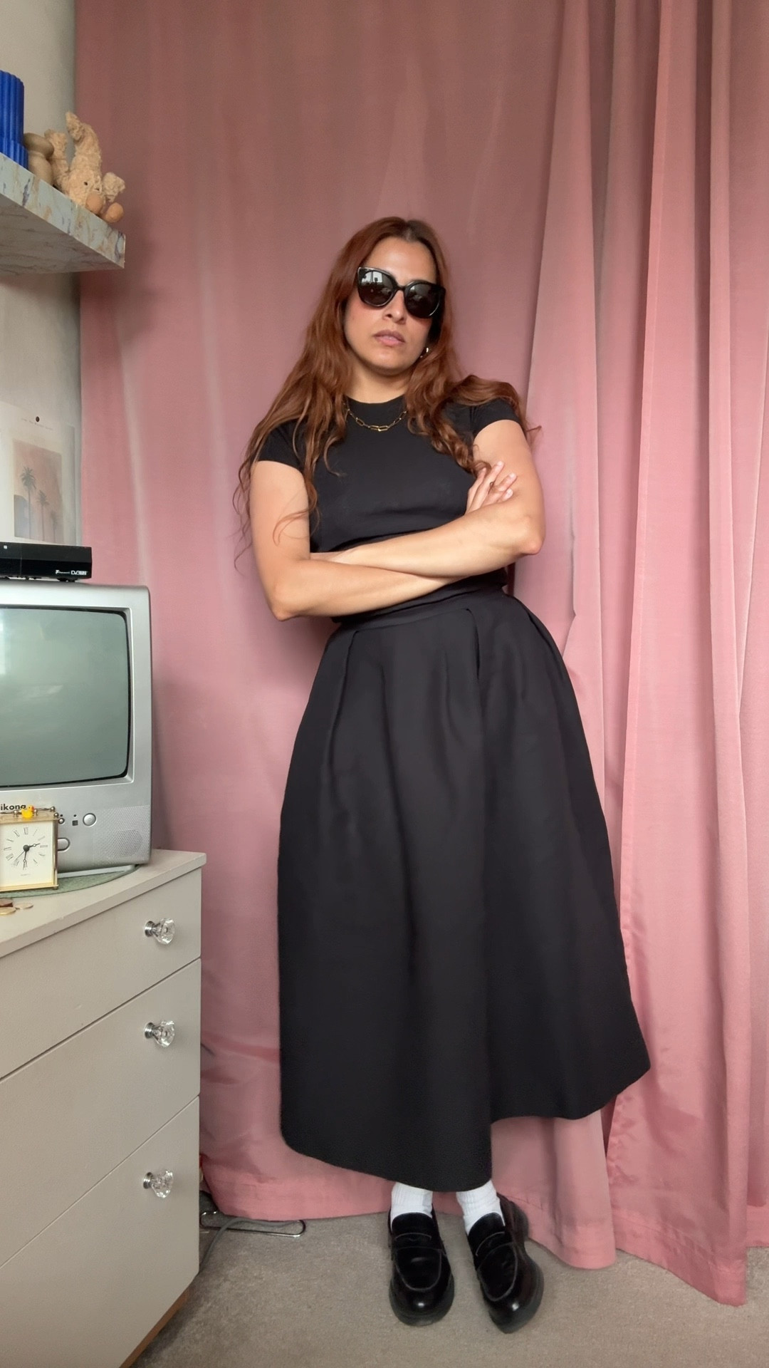 A line skirt / circular skirt WITH POCKETS! #hm

This was originallg white and I dyed it black… and today I’ve seen they now have it black (and khaki green) in their new arrivals 😅 

#LTKeurope #LTKuk #LTKstyletip