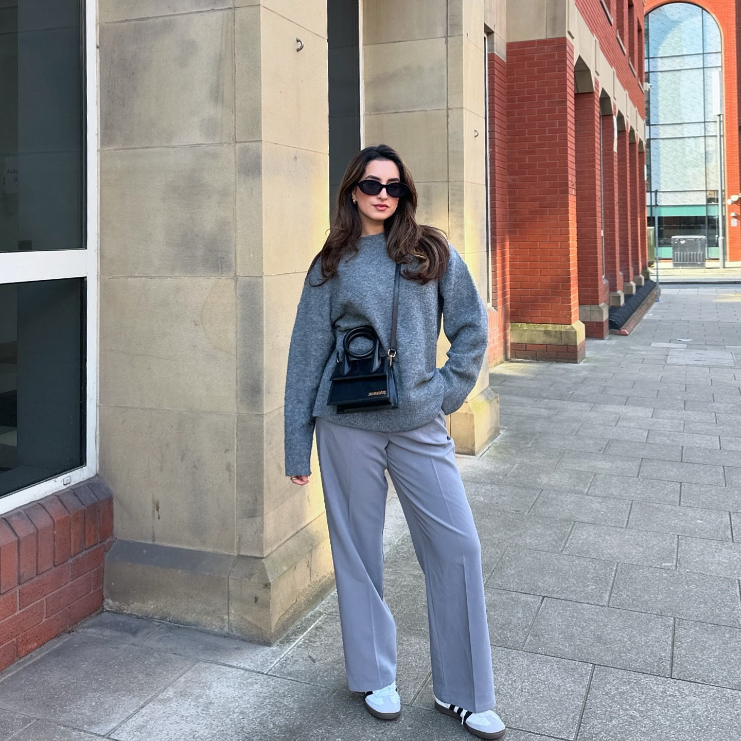A grey monochromatic moment ☁️

I’m trying to reuse pieces in my wardrobe, the jumper and trousers are both old but I have linked similar pieces. 

Bag: @jacquemus 
Trainers: @adidasuk x @officeshoes 

#autumnfashion #outfitinspo #allgreyeverything #monochromatic #sambaoutfit #fallstyle

#LTKuk #LTKshoes #LTKworkwear